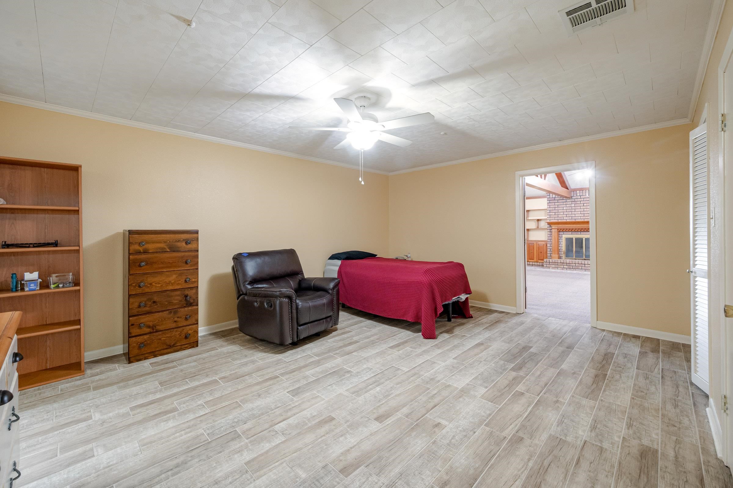 209 Country Estates Drive, Houma, LA, 70364