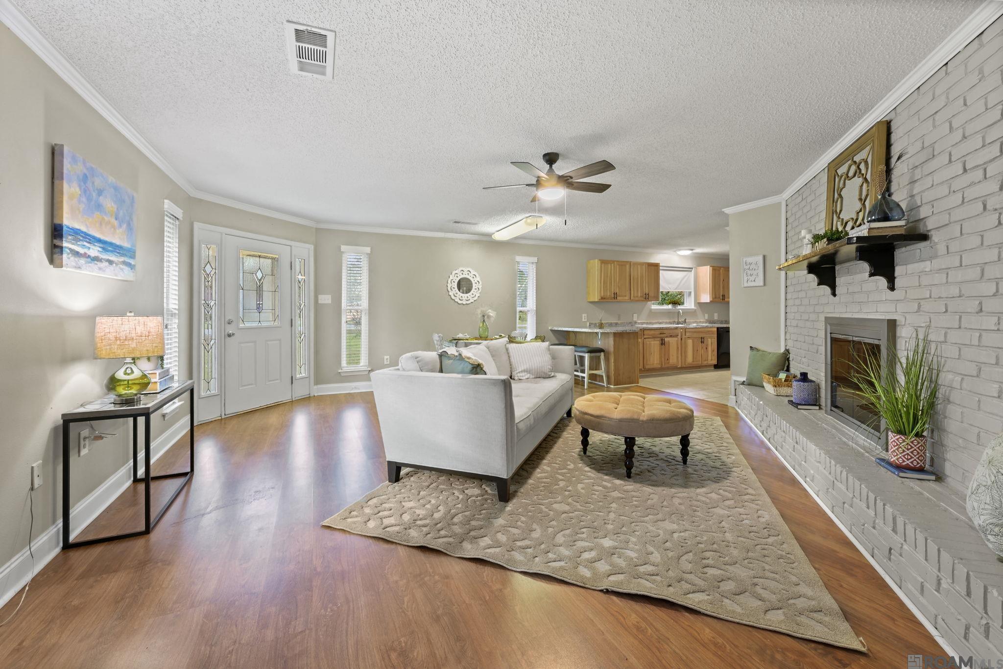 11163 Hwy 22, St Amant, LA, 70774