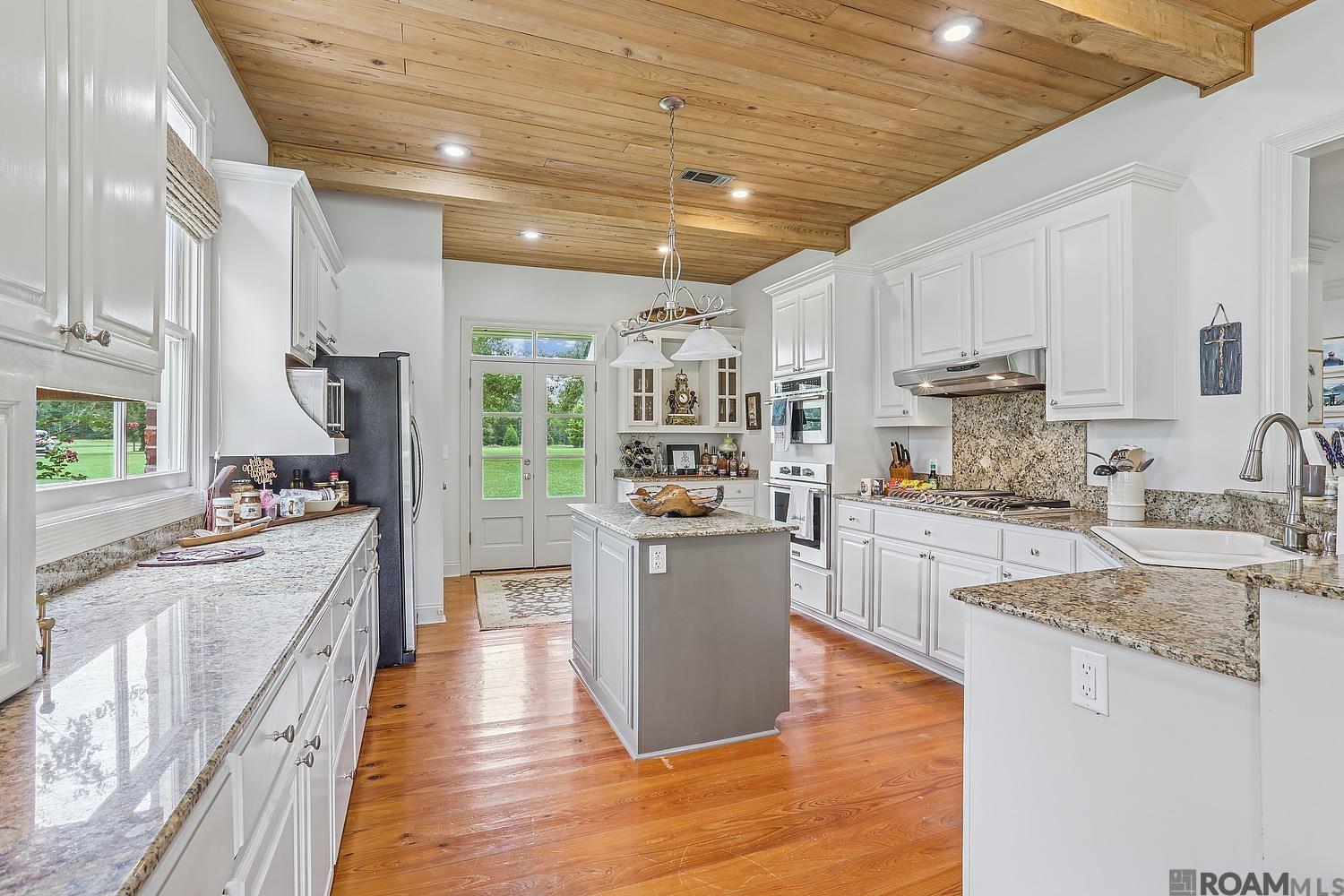 5585 La Hwy 966, St Francisville, LA, 70775