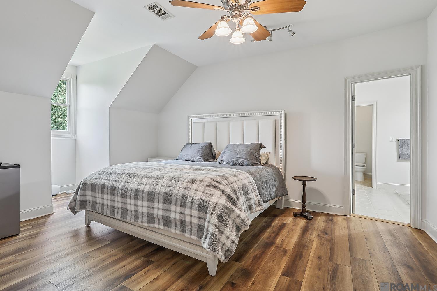 5585 La Hwy 966, St Francisville, LA, 70775