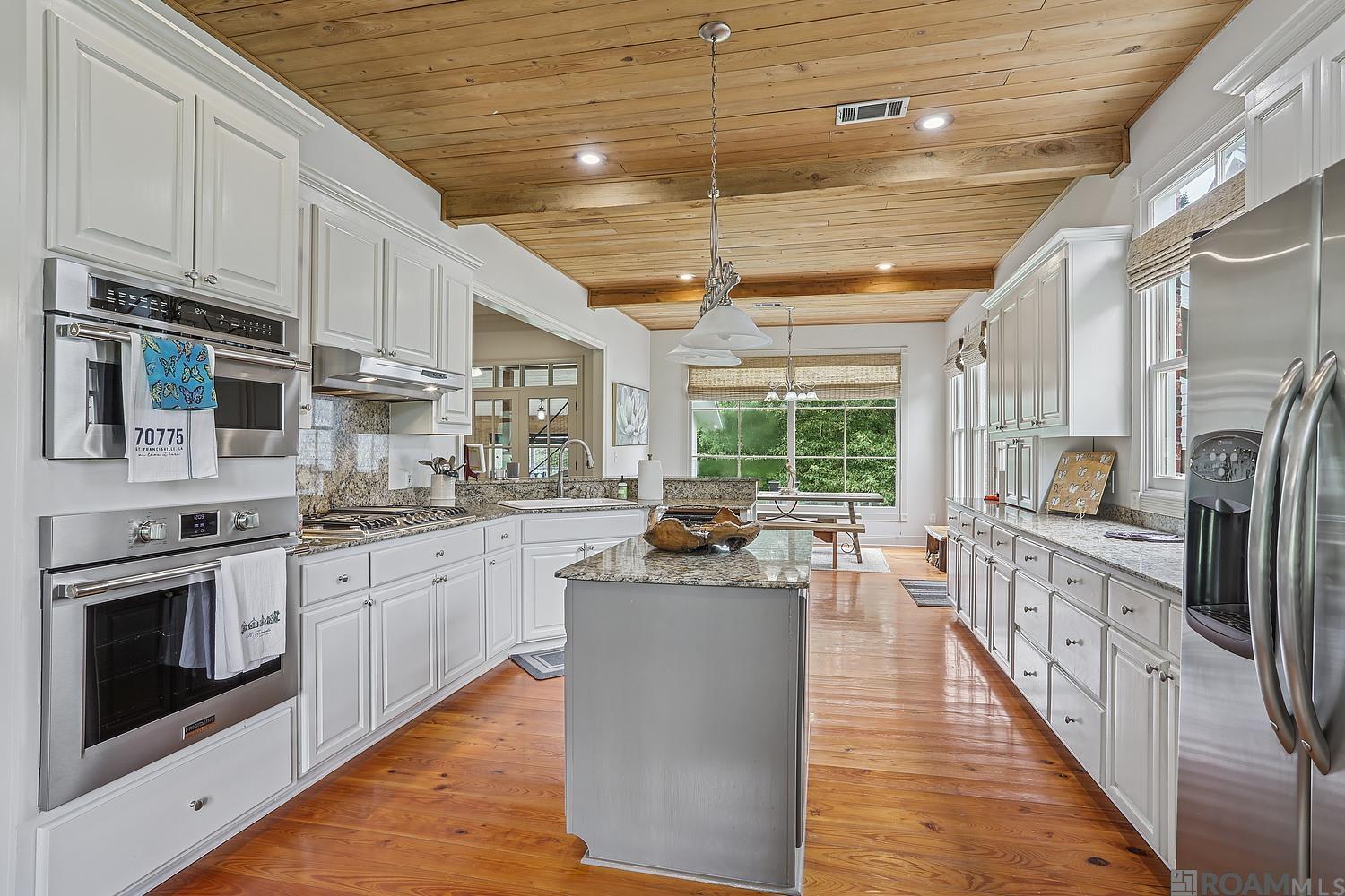 5585 La Hwy 966, St Francisville, LA, 70775