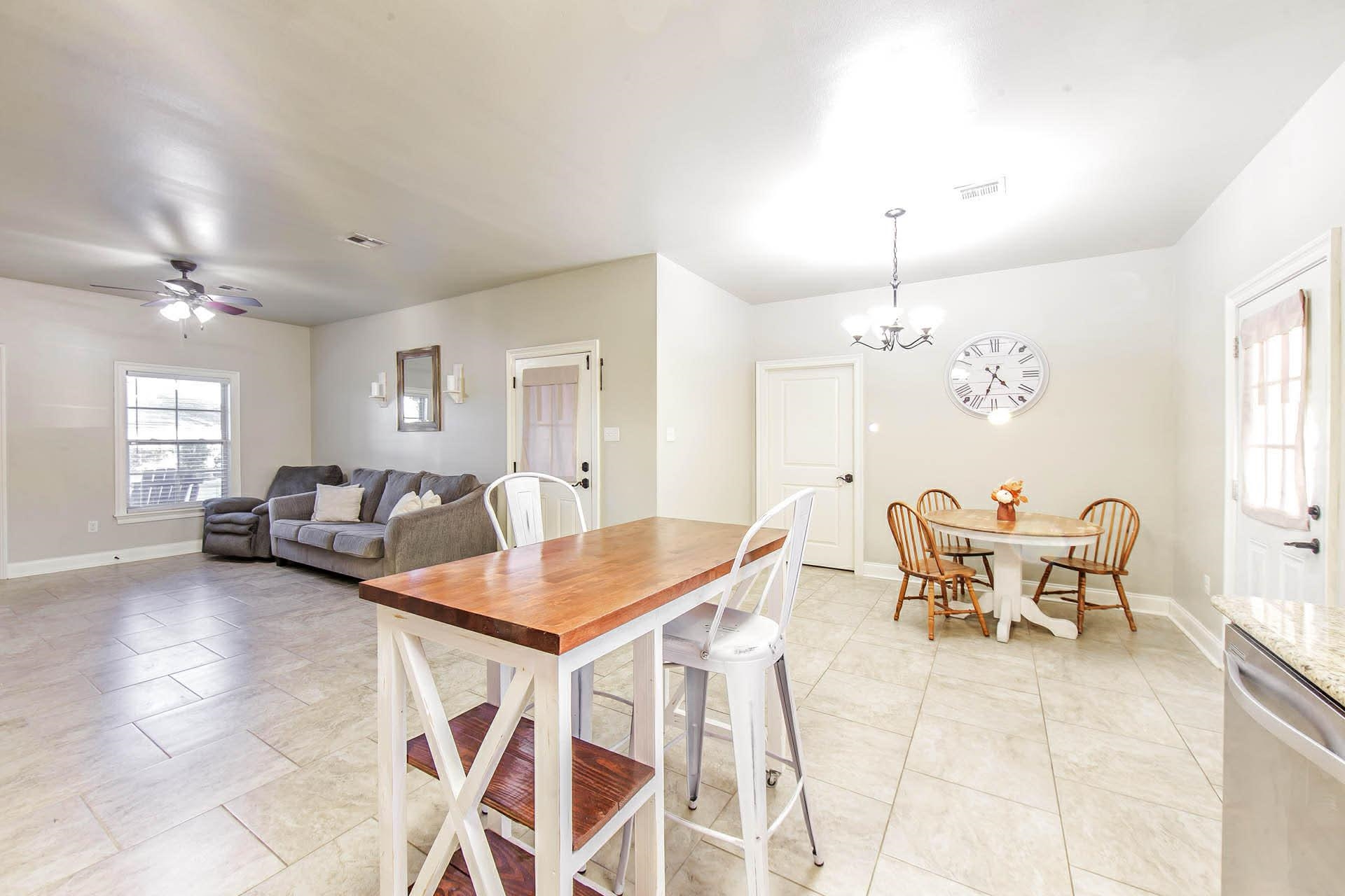 244 Bayou Vista Drive, Thibodaux, LA, 70301