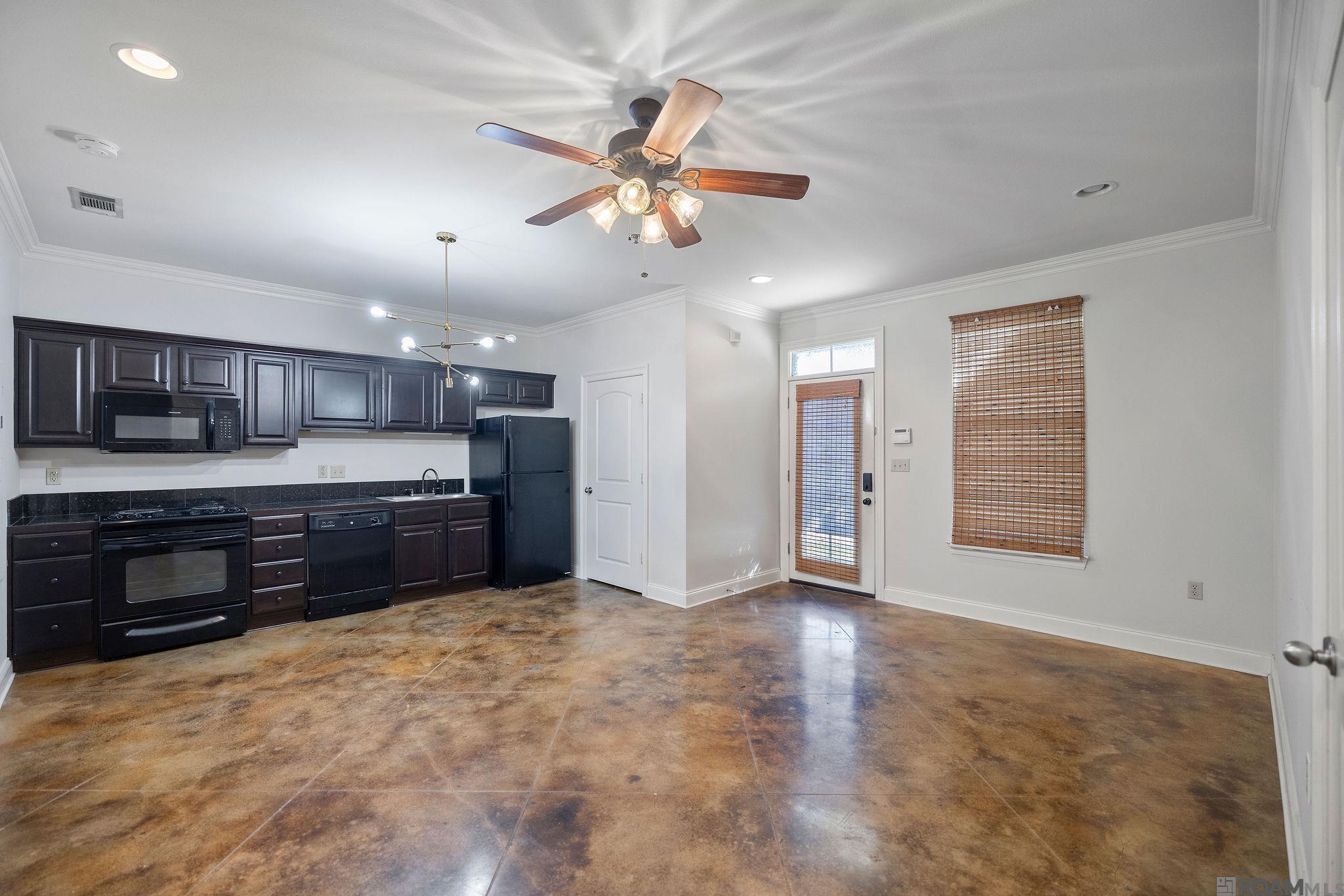 888 S Kenilworth Pkwy UNIT 4H, Baton Rouge, LA, 70820