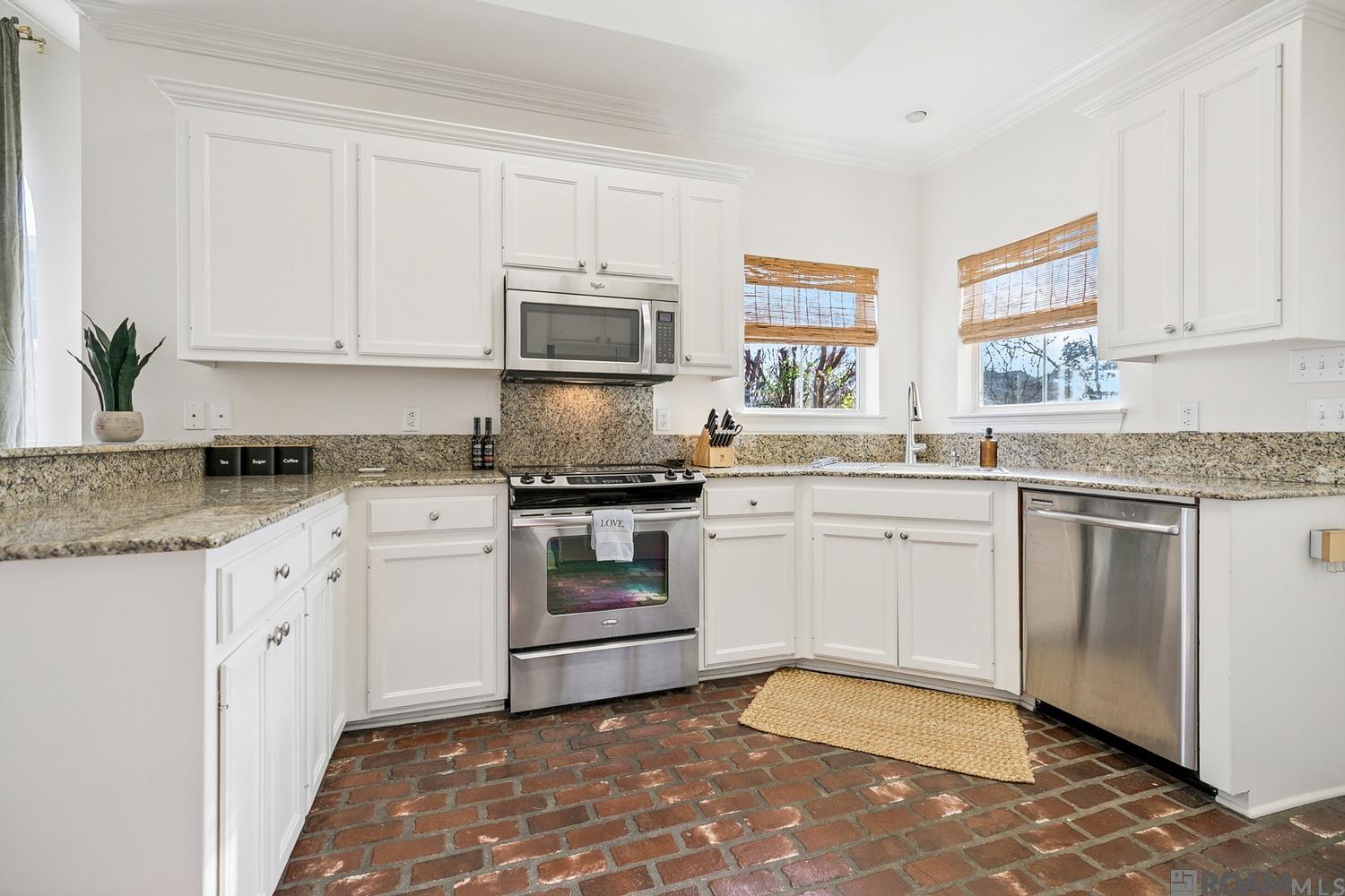 10434 Springbrook Ave, Saint George, LA, 70810