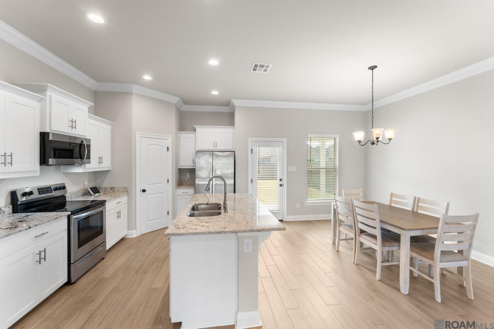 40205 Maddie Dr, Prairieville, LA, 70769