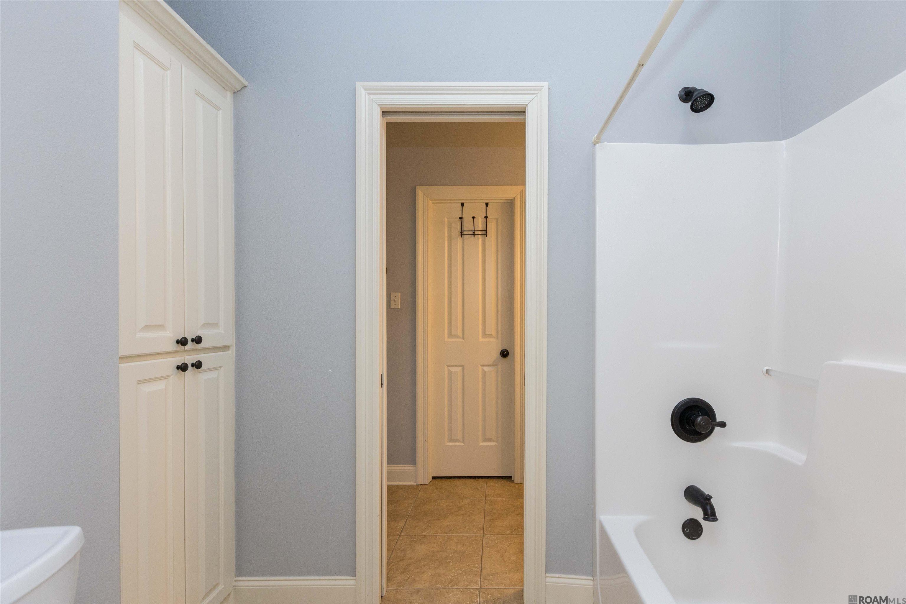 7335 Oakview Dr, Zachary, LA, 70791