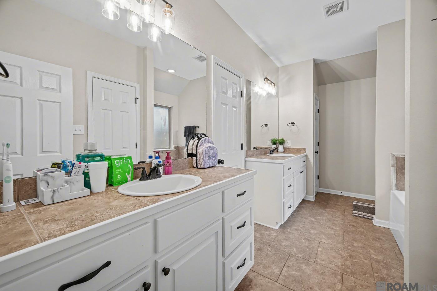 14986 Cross Creek Blvd, Walker, LA, 70785