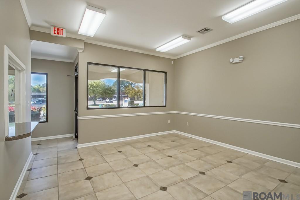 155 Del Orleans UNIT B, Denham Springs, LA, 70726