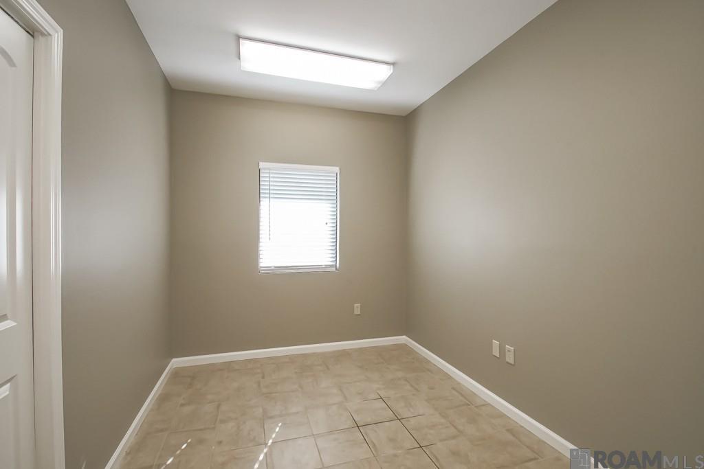 155 Del Orleans UNIT B, Denham Springs, LA, 70726