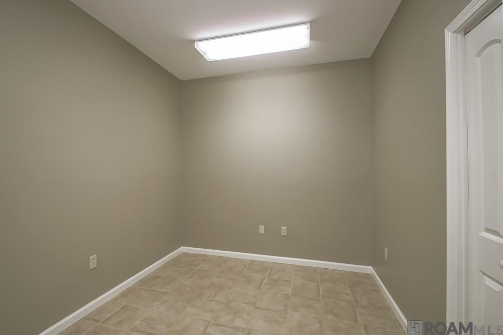 155 Del Orleans UNIT B, Denham Springs, LA, 70726