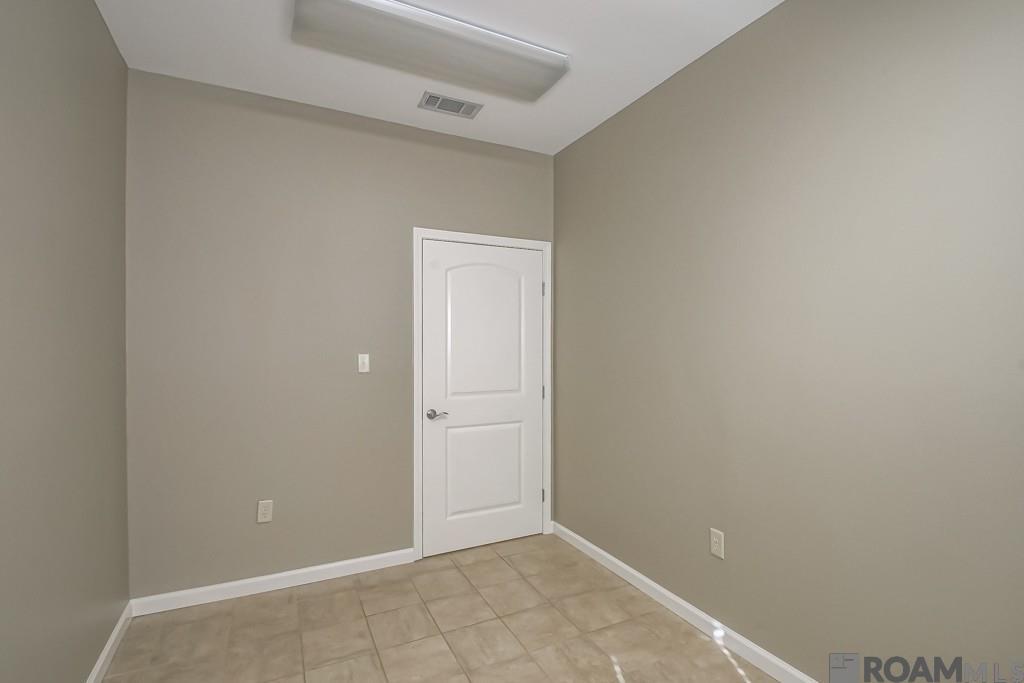 155 Del Orleans UNIT B, Denham Springs, LA, 70726