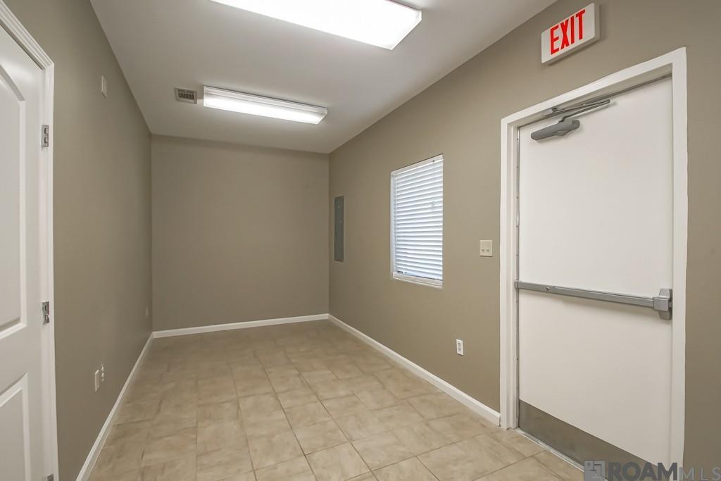 155 Del Orleans UNIT B, Denham Springs, LA, 70726