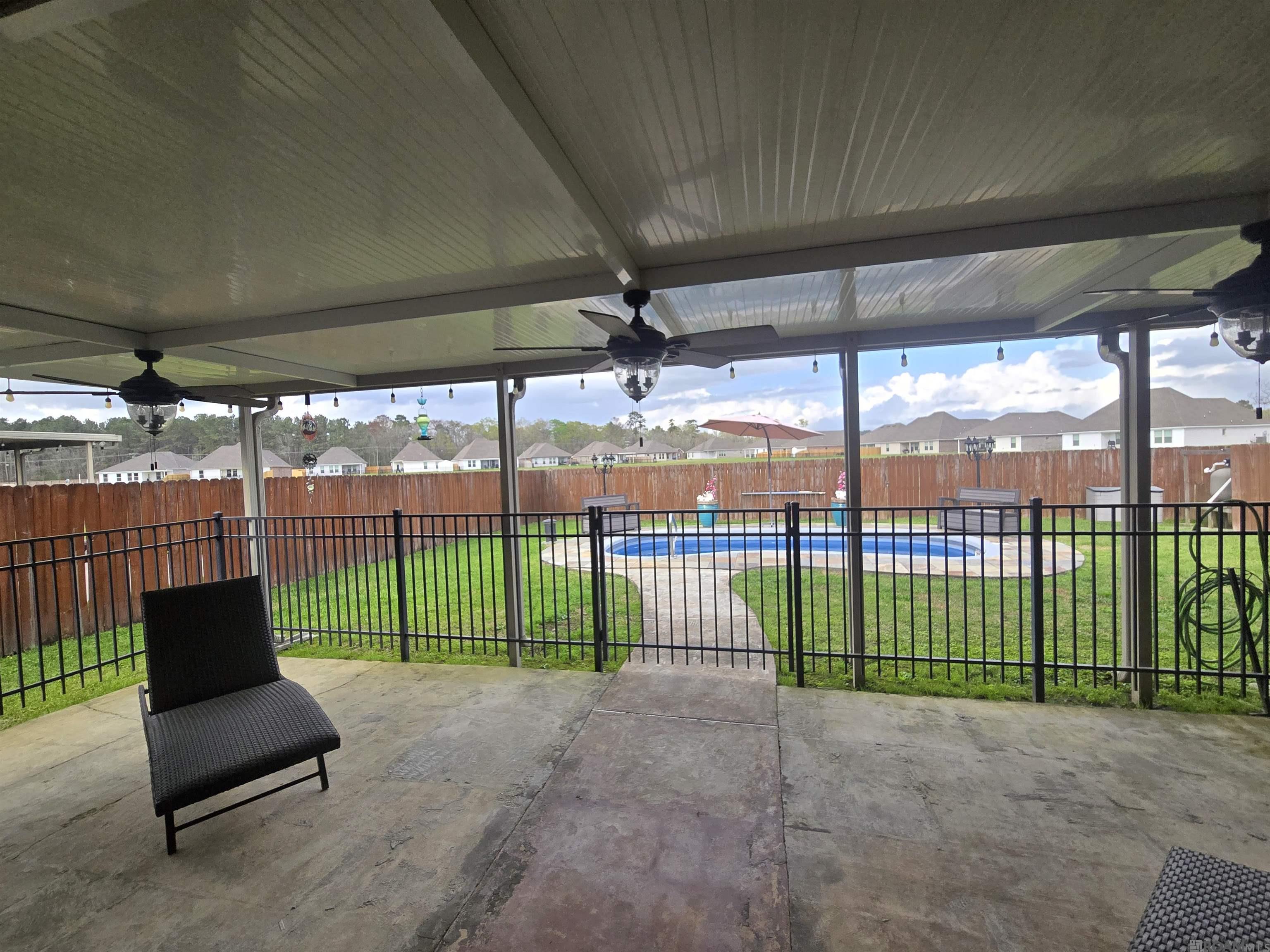 11485 Meadowview Dr, Denham Springs, LA, 70726