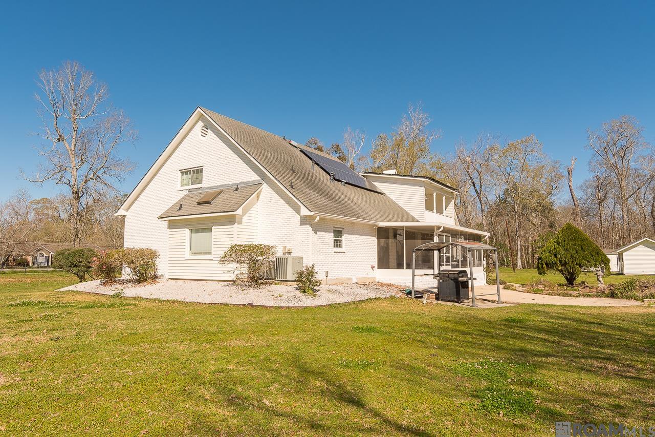 1045 Daisy Ave, St Gabriel, LA, 70776