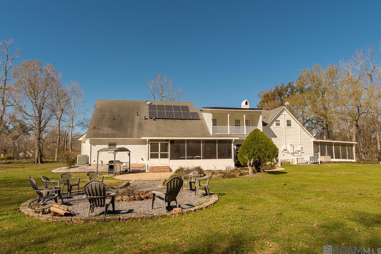 1045 Daisy Ave, St Gabriel, LA, 70776