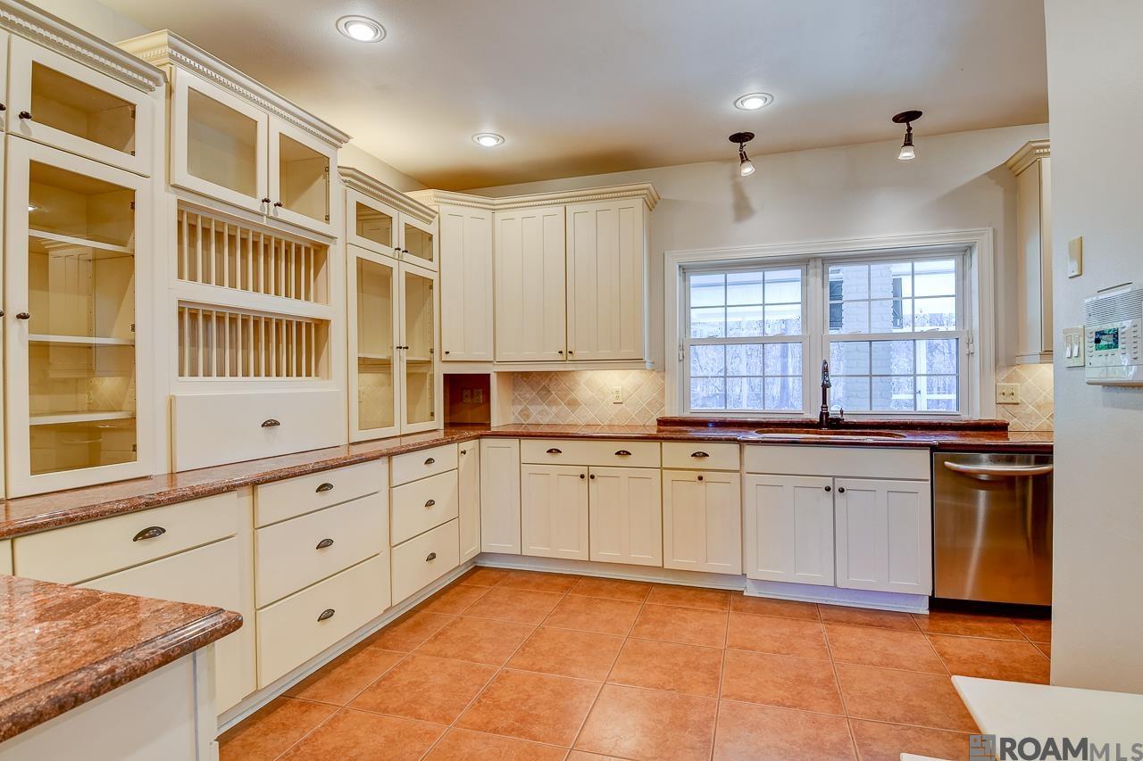 1045 Daisy Ave, St Gabriel, LA, 70776