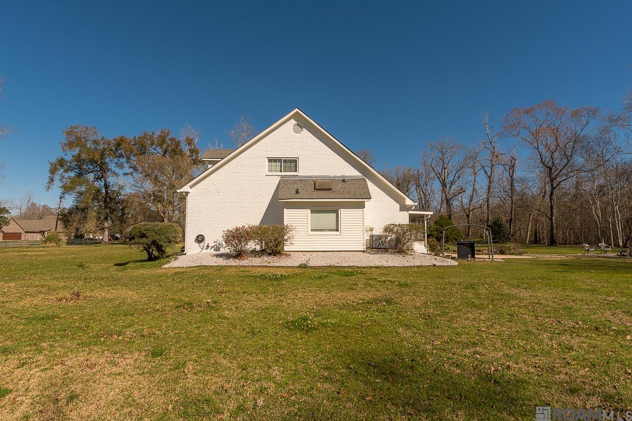 1045 Daisy Ave, St Gabriel, LA, 70776