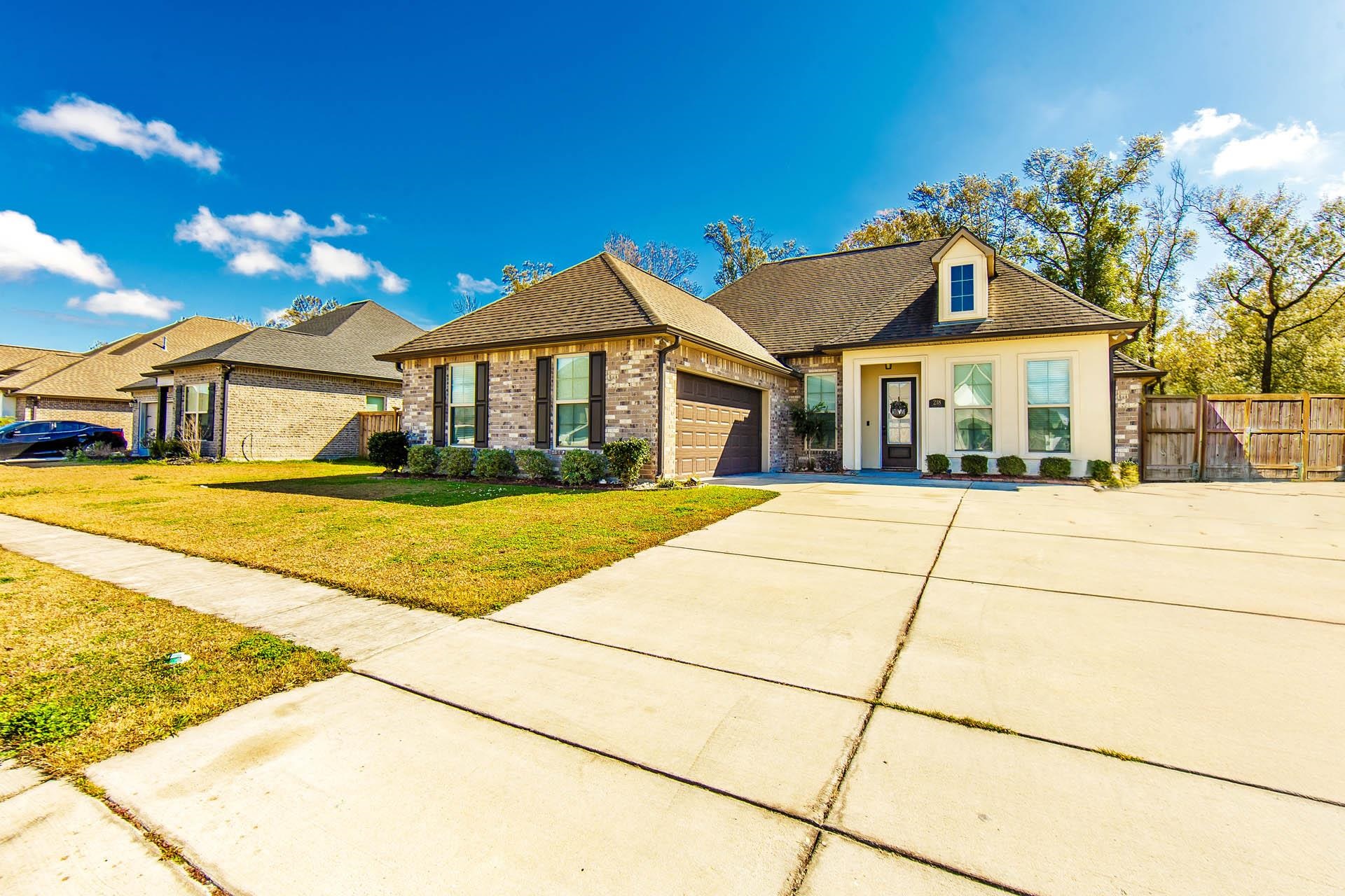 12692 Legacy Oaks Avenue, Central, LA, 70818