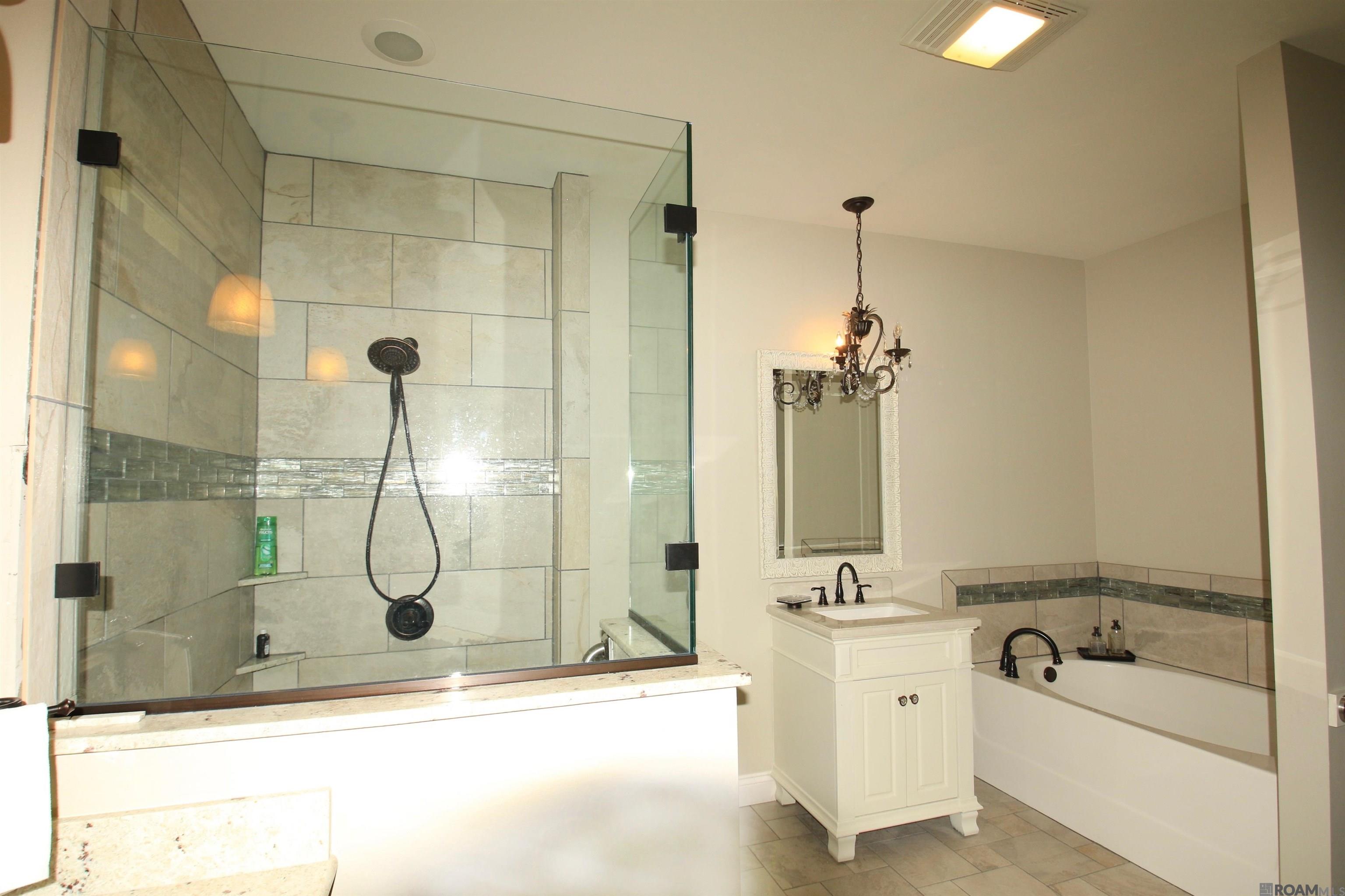 14482 Bon Dickey Dr, Baton Rouge, LA, 70818