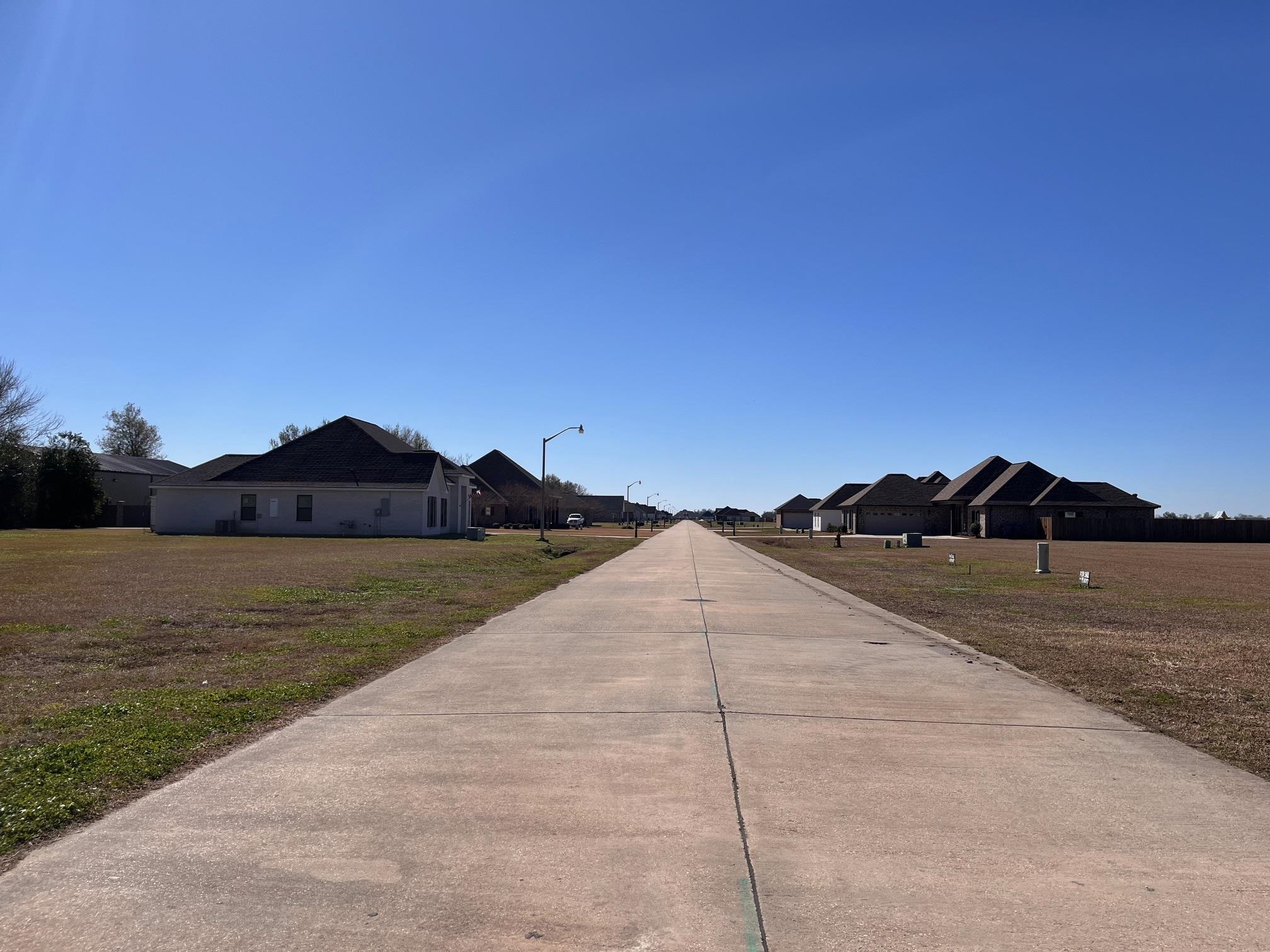 165 Le Belle Maison Drive, Raceland, LA, 70394