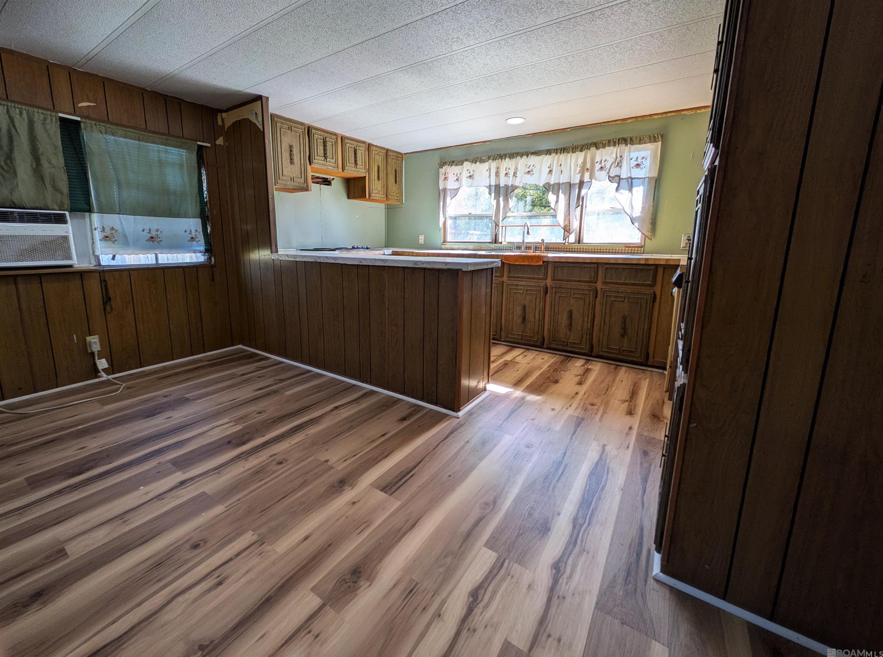 906 E Verna St, Gonzales, LA, 70737