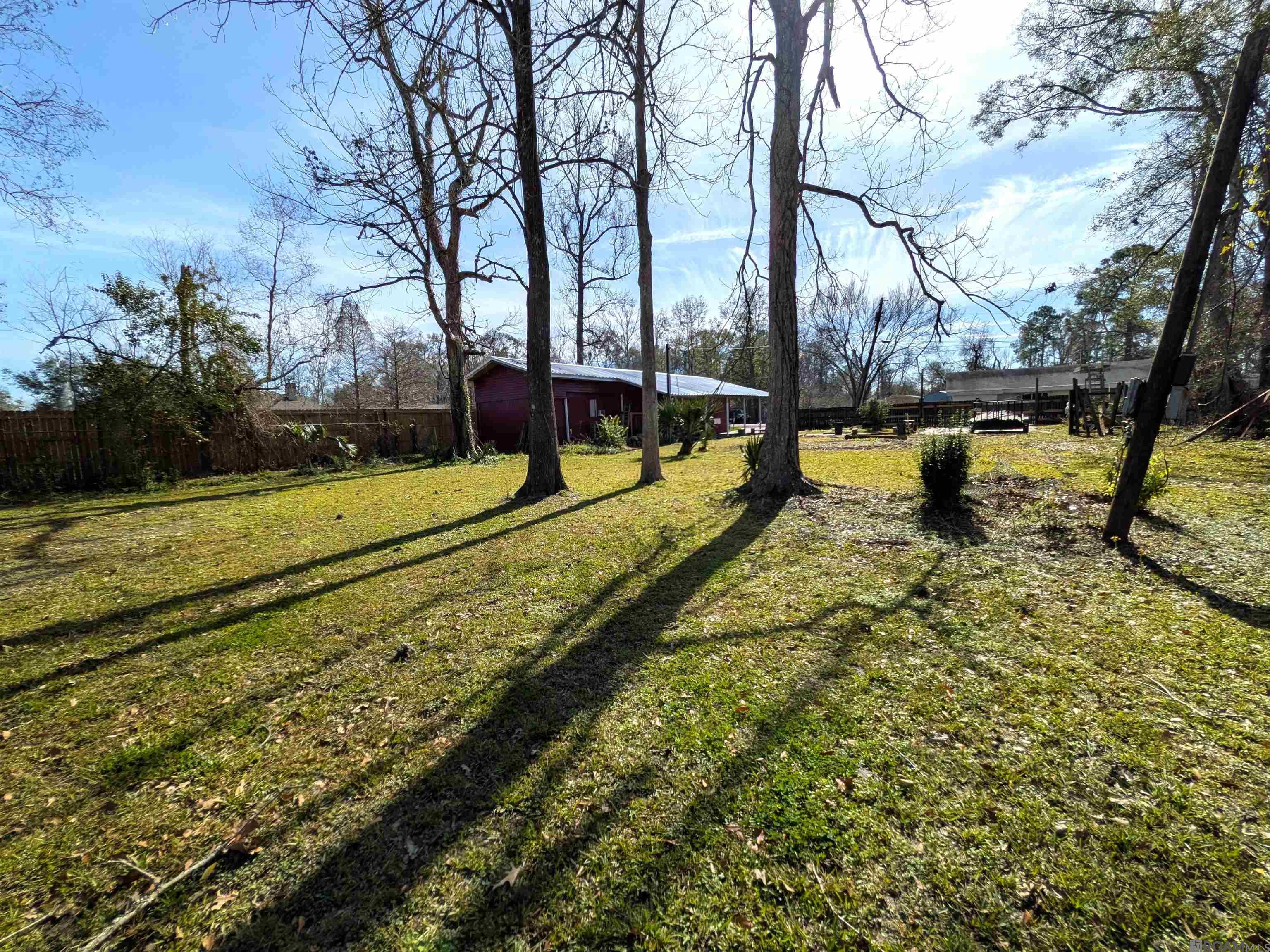 906 E Verna St, Gonzales, LA, 70737