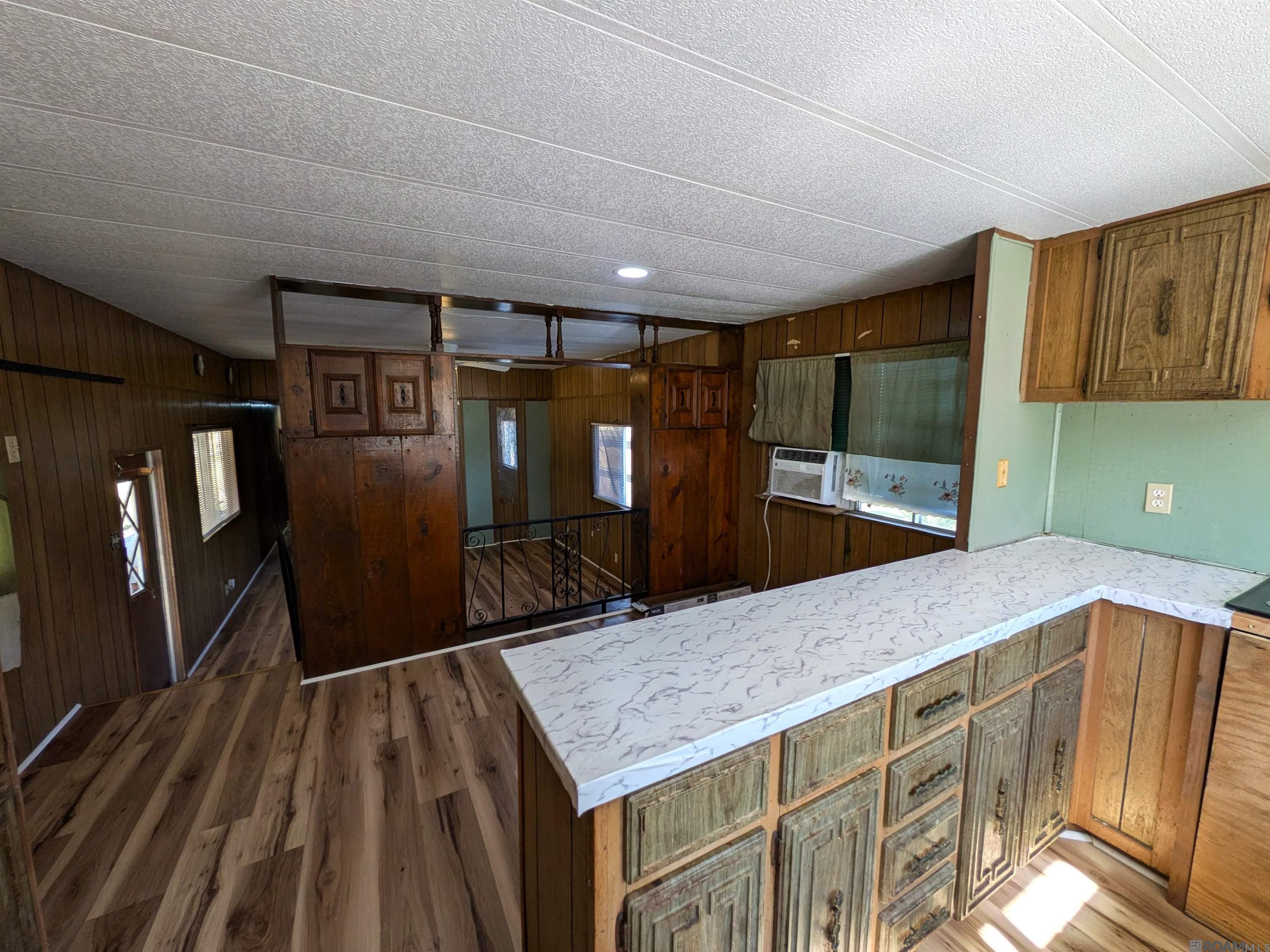 906 E Verna St, Gonzales, LA, 70737