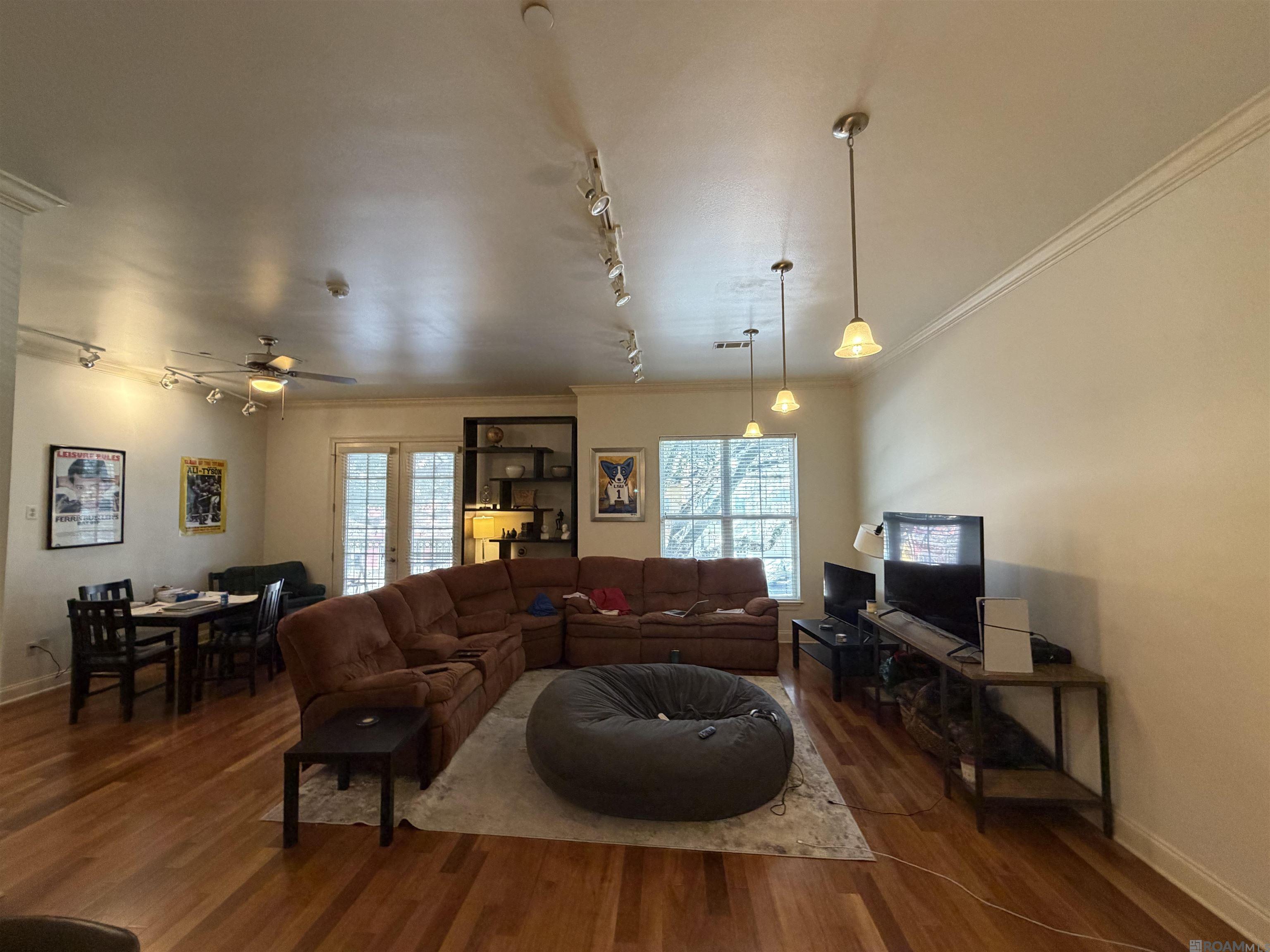 3390 Nicholson Dr UNIT B203, Baton Rouge, LA, 70802