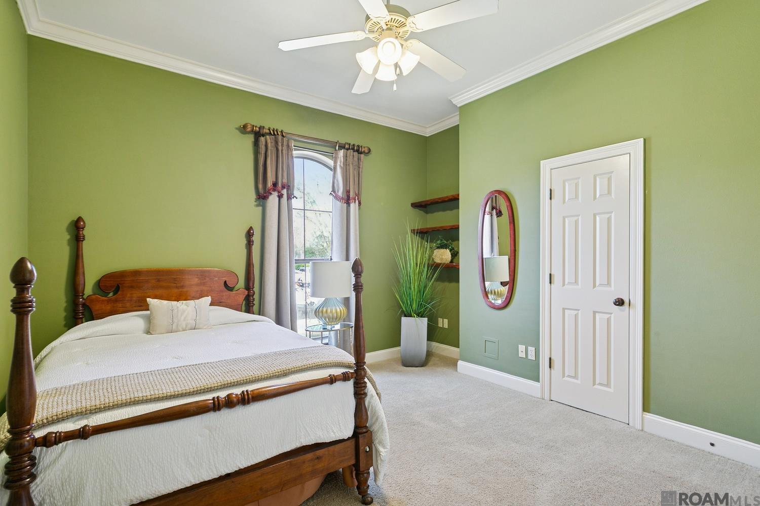 12484 Legacy Hills Dr, Geismar, LA, 70734