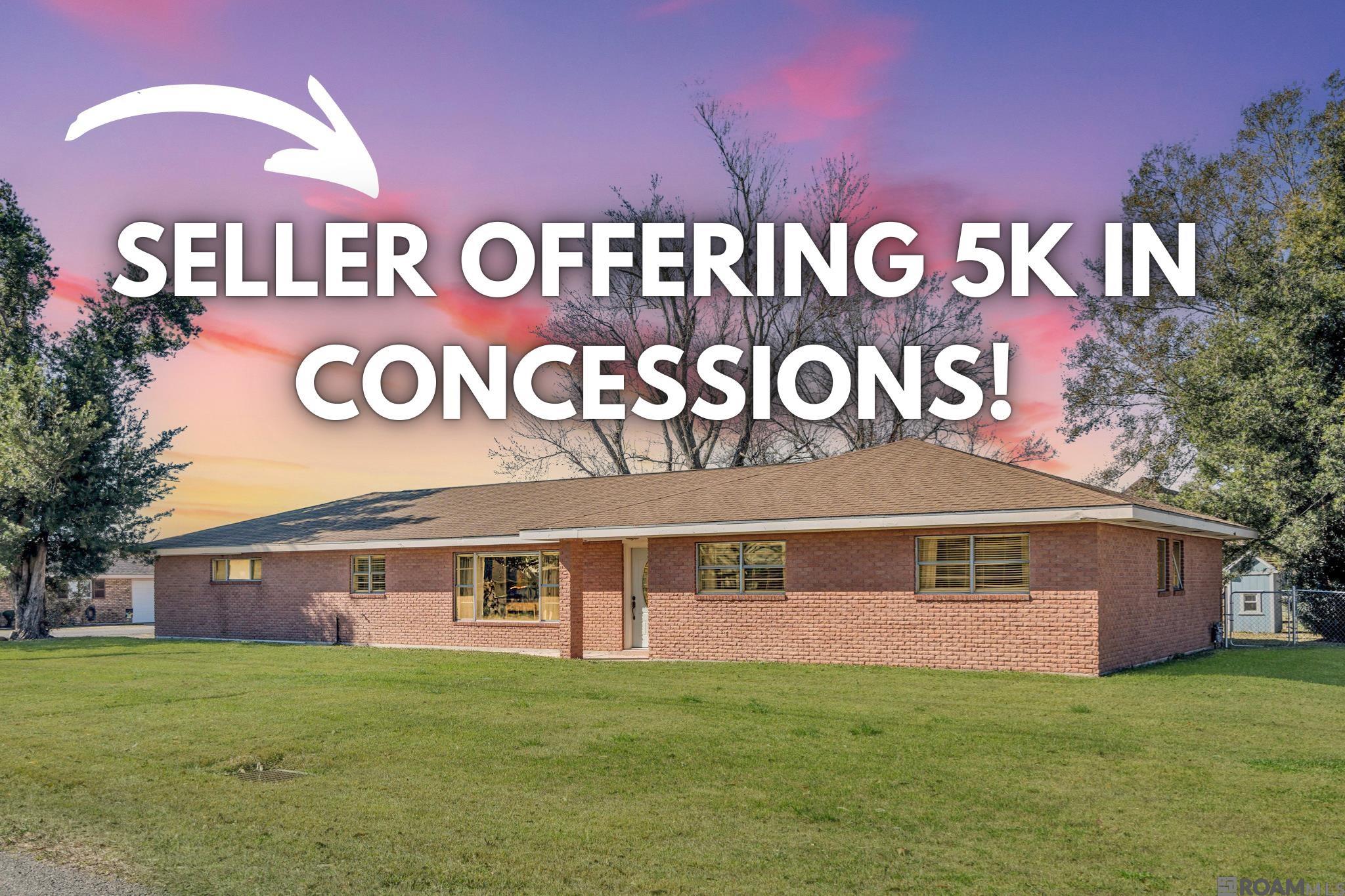 819 Ave F, Port Allen, LA, 70767