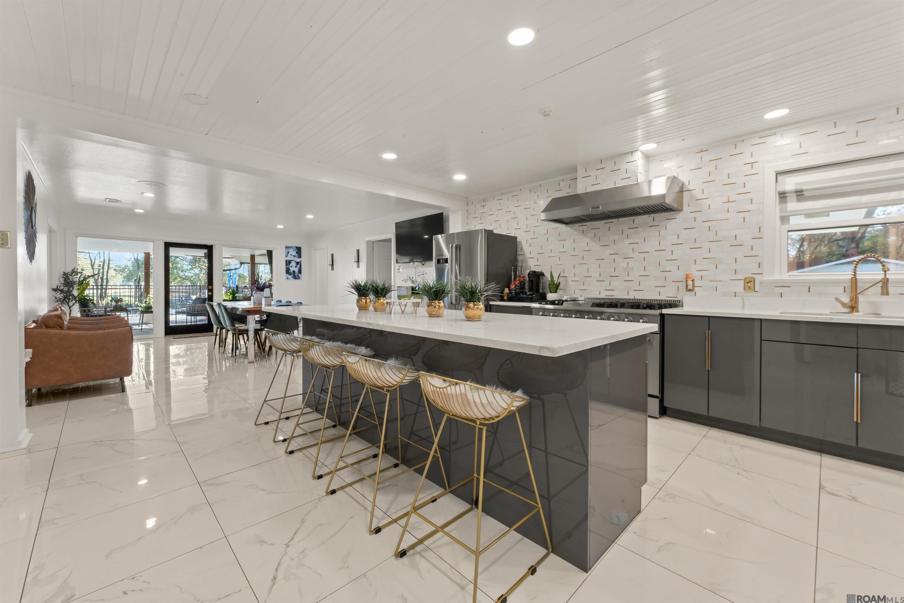 8720 W Fairway Dr, Baton Rouge, LA, 70809