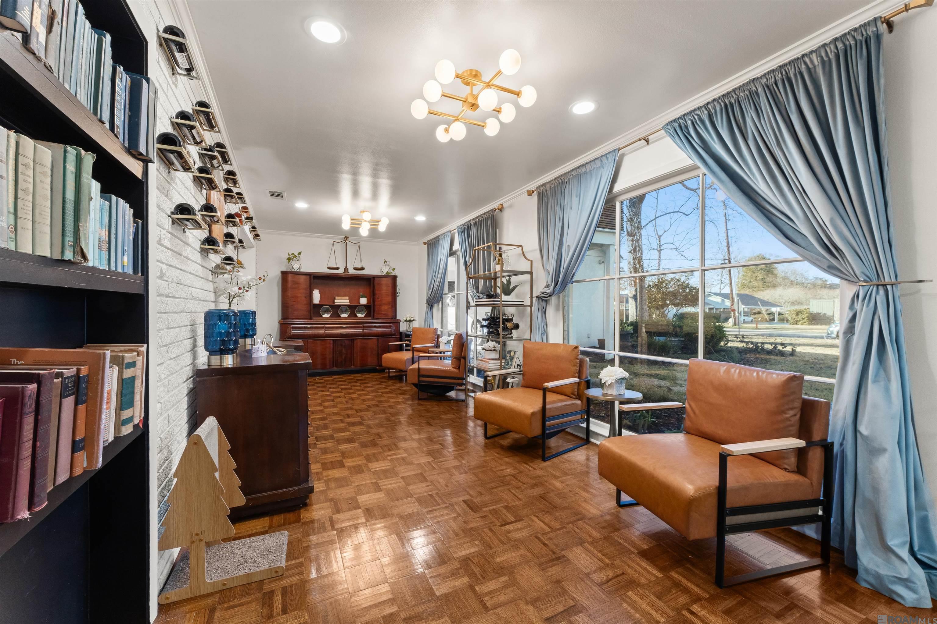 8720 W Fairway Dr, Baton Rouge, LA, 70809