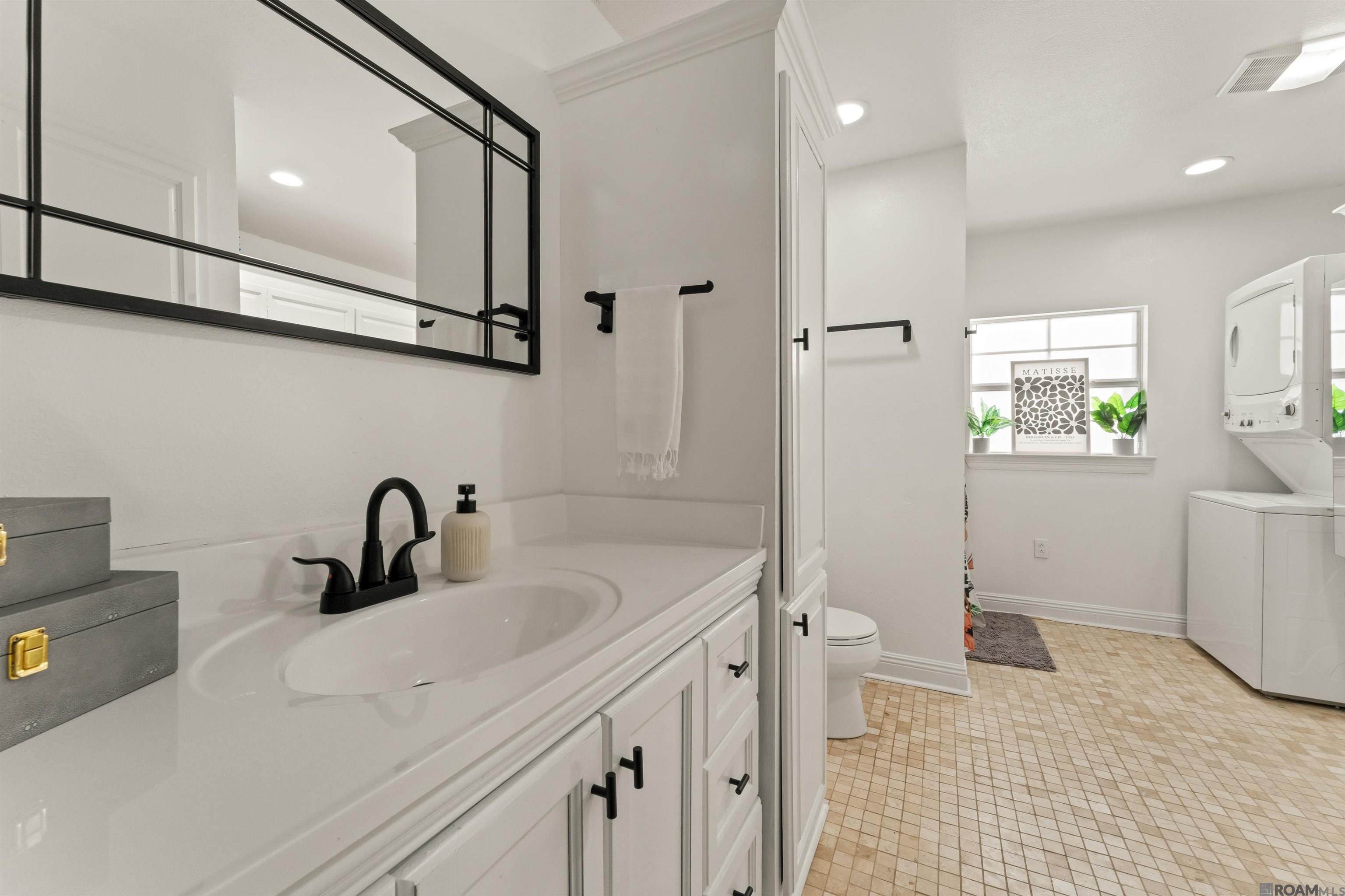 8720 W Fairway Dr, Baton Rouge, LA, 70809