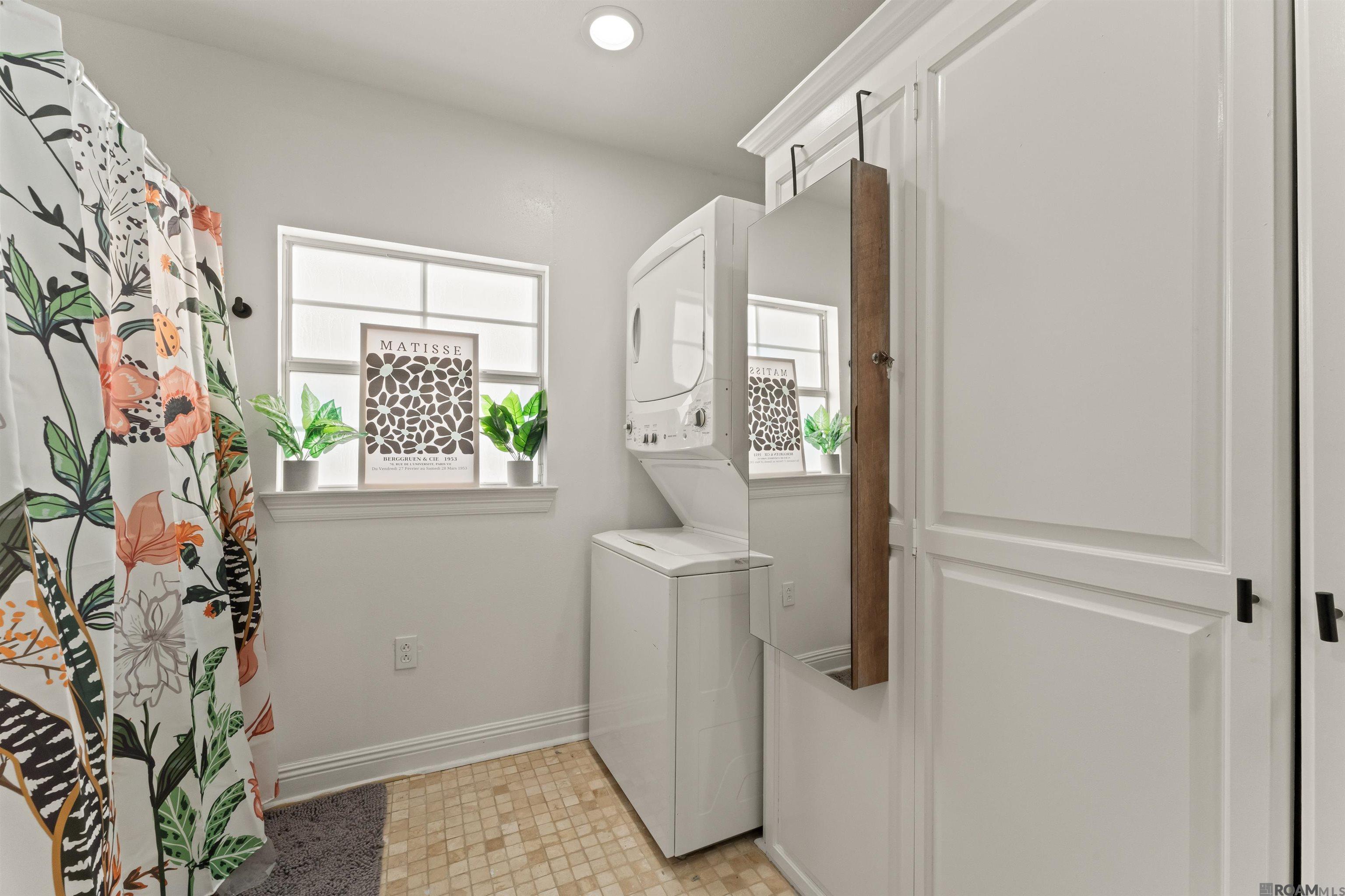 8720 W Fairway Dr, Baton Rouge, LA, 70809