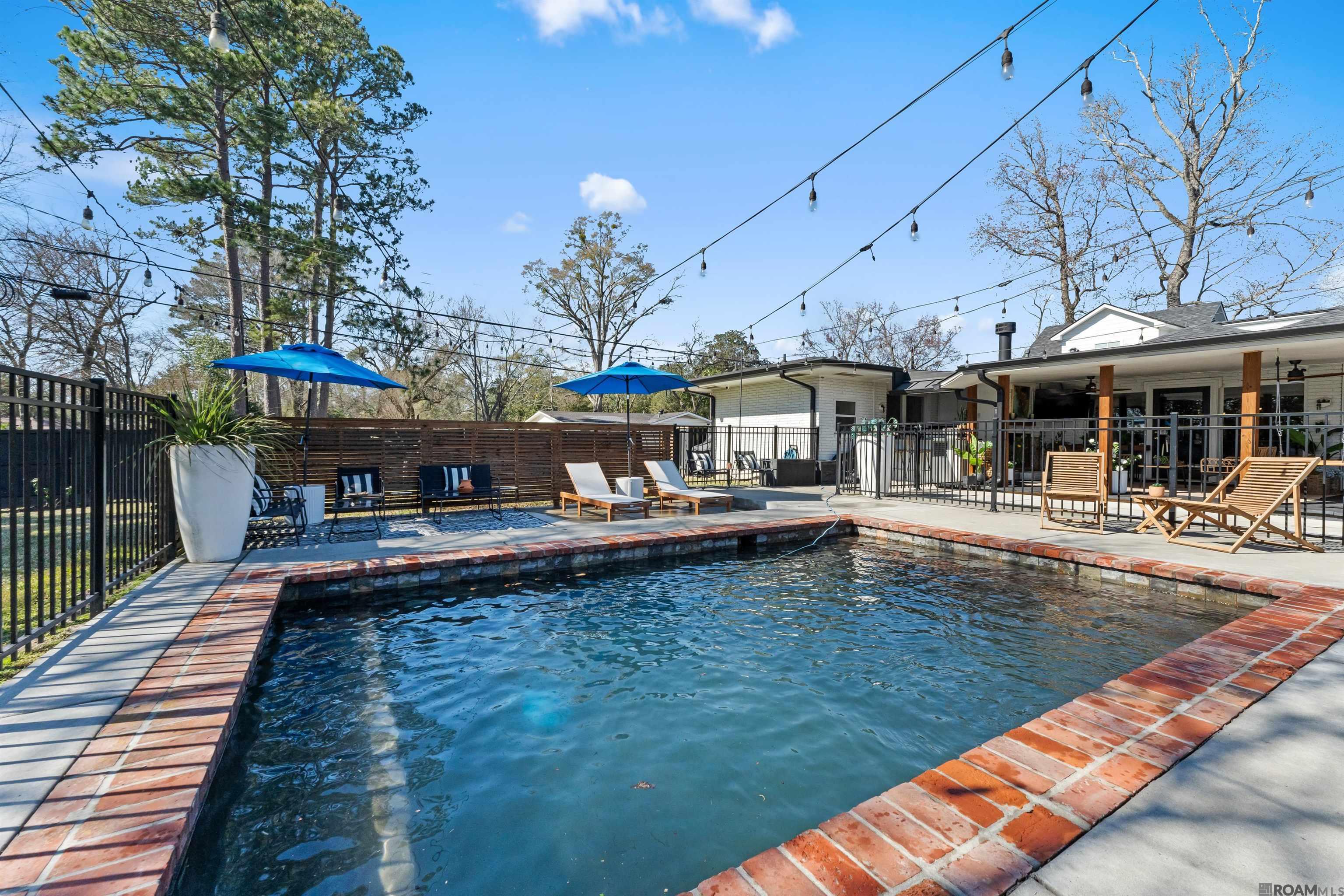 8720 W Fairway Dr, Baton Rouge, LA, 70809