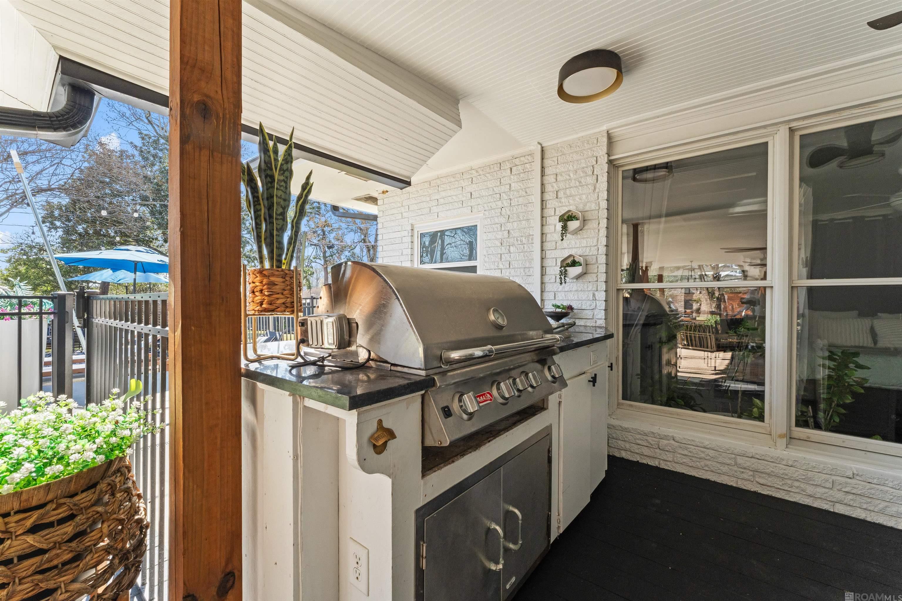 8720 W Fairway Dr, Baton Rouge, LA, 70809