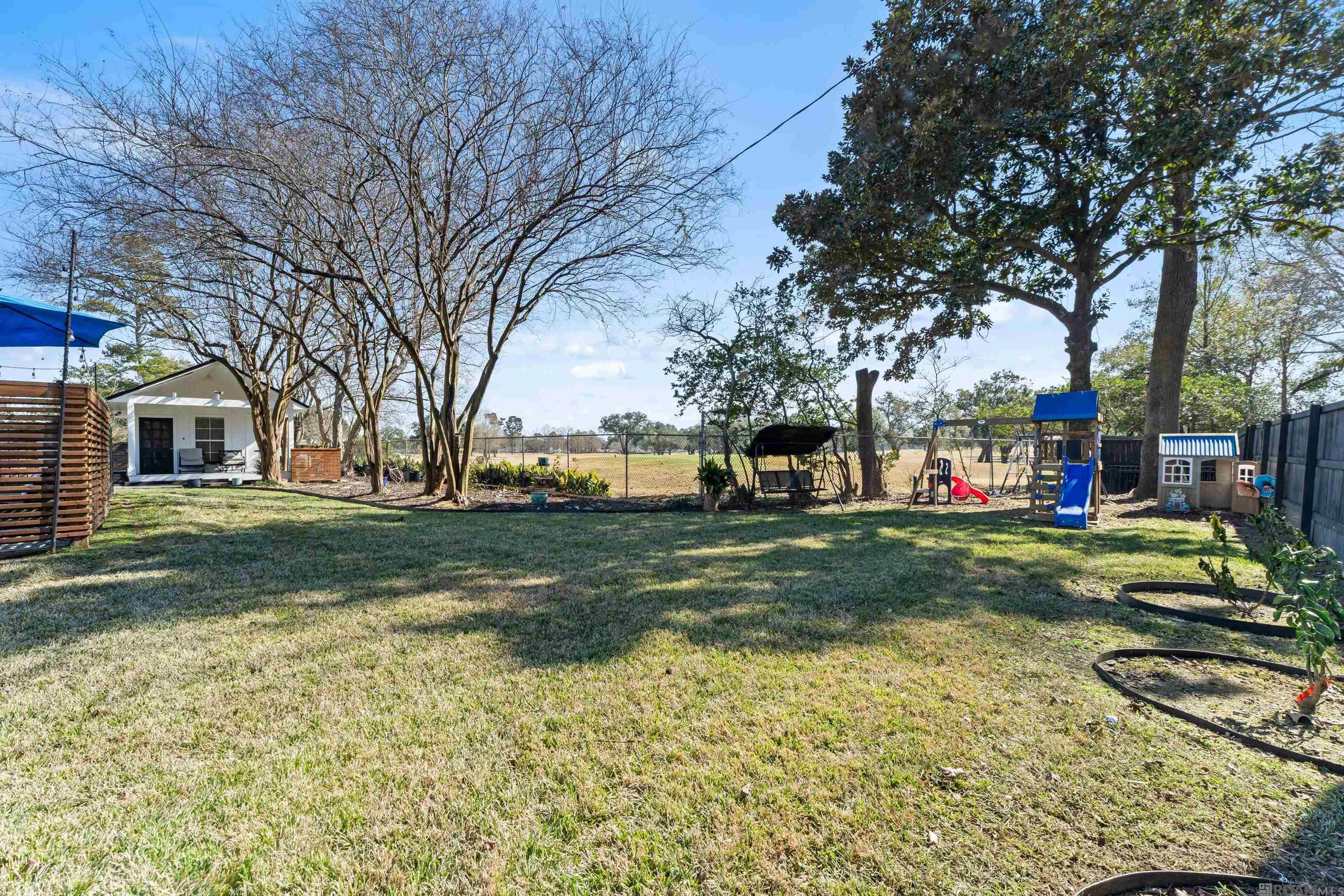 8720 W Fairway Dr, Baton Rouge, LA, 70809