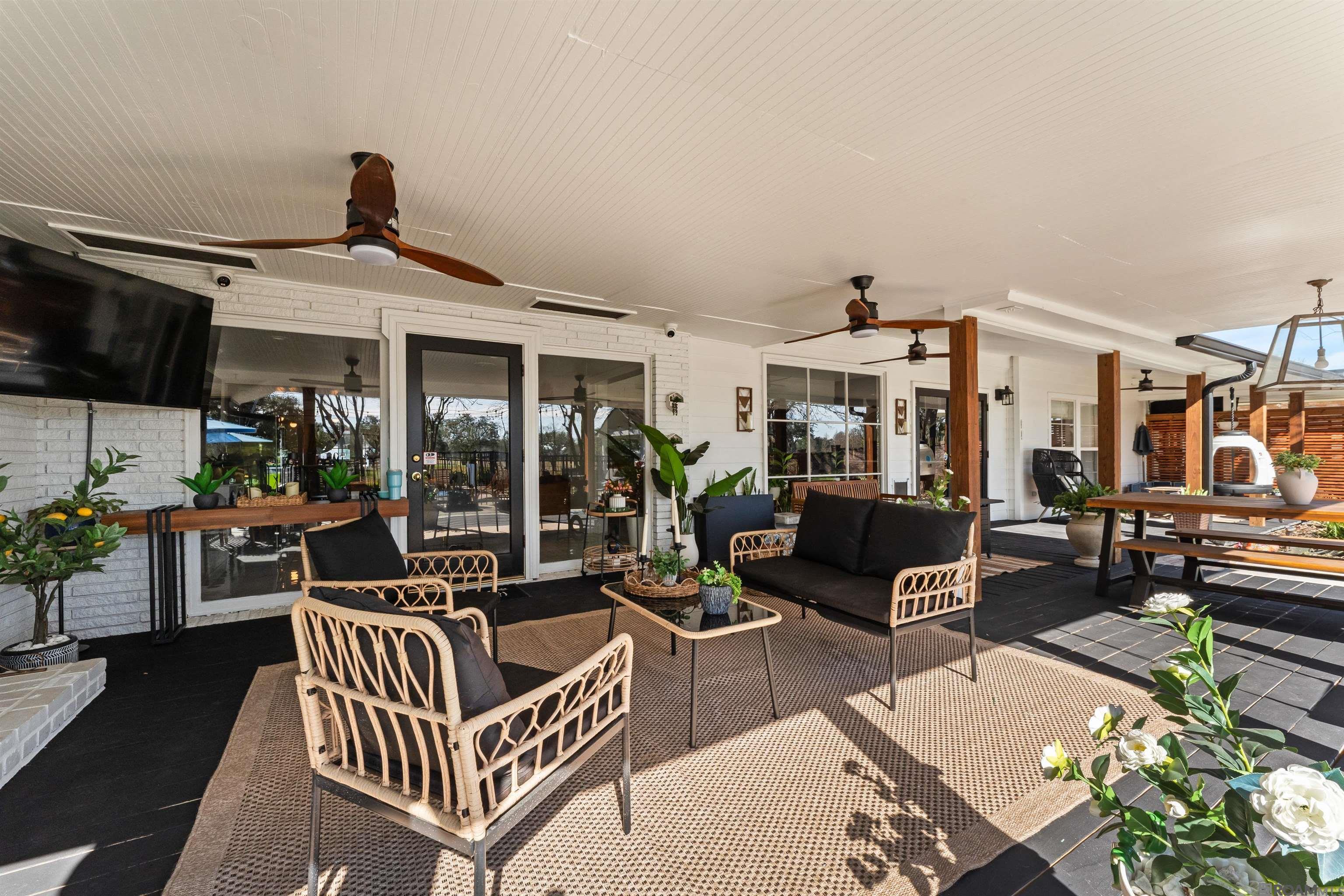 8720 W Fairway Dr, Baton Rouge, LA, 70809