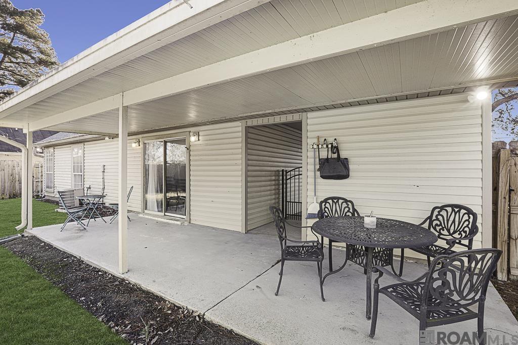 308 E Jeff St, Gonzales, LA, 70737