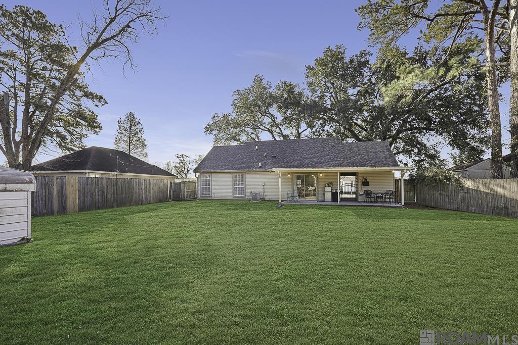 308 E Jeff St, Gonzales, LA, 70737