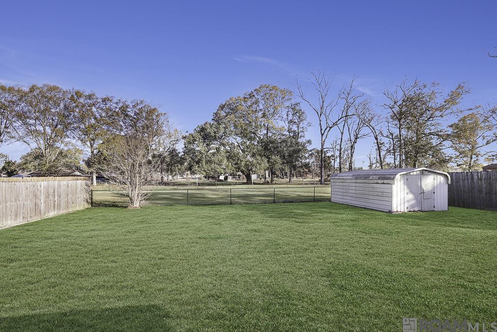 308 E Jeff St, Gonzales, LA, 70737