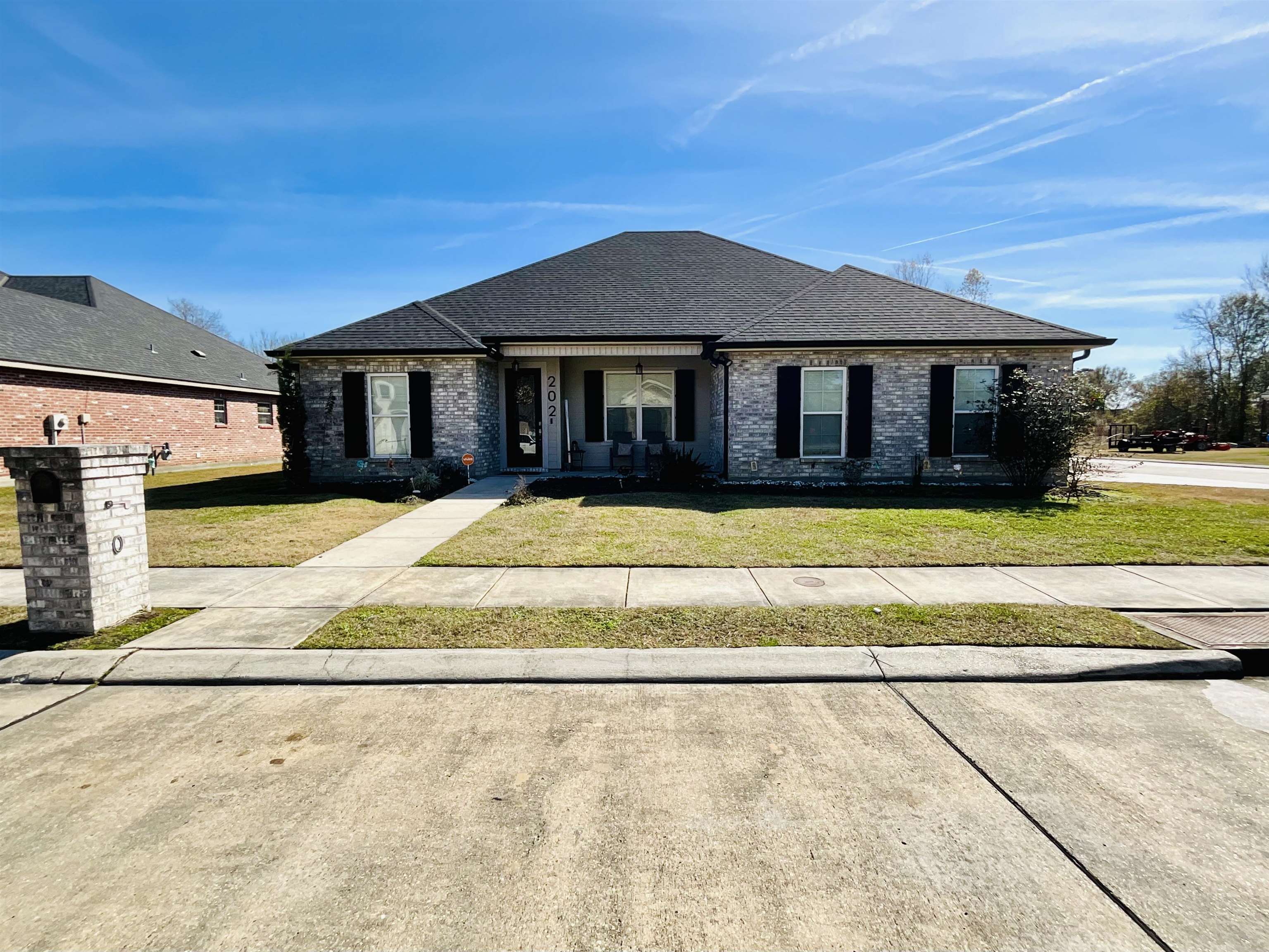 628 S Oleana Dr, Gonzales, LA, 70737