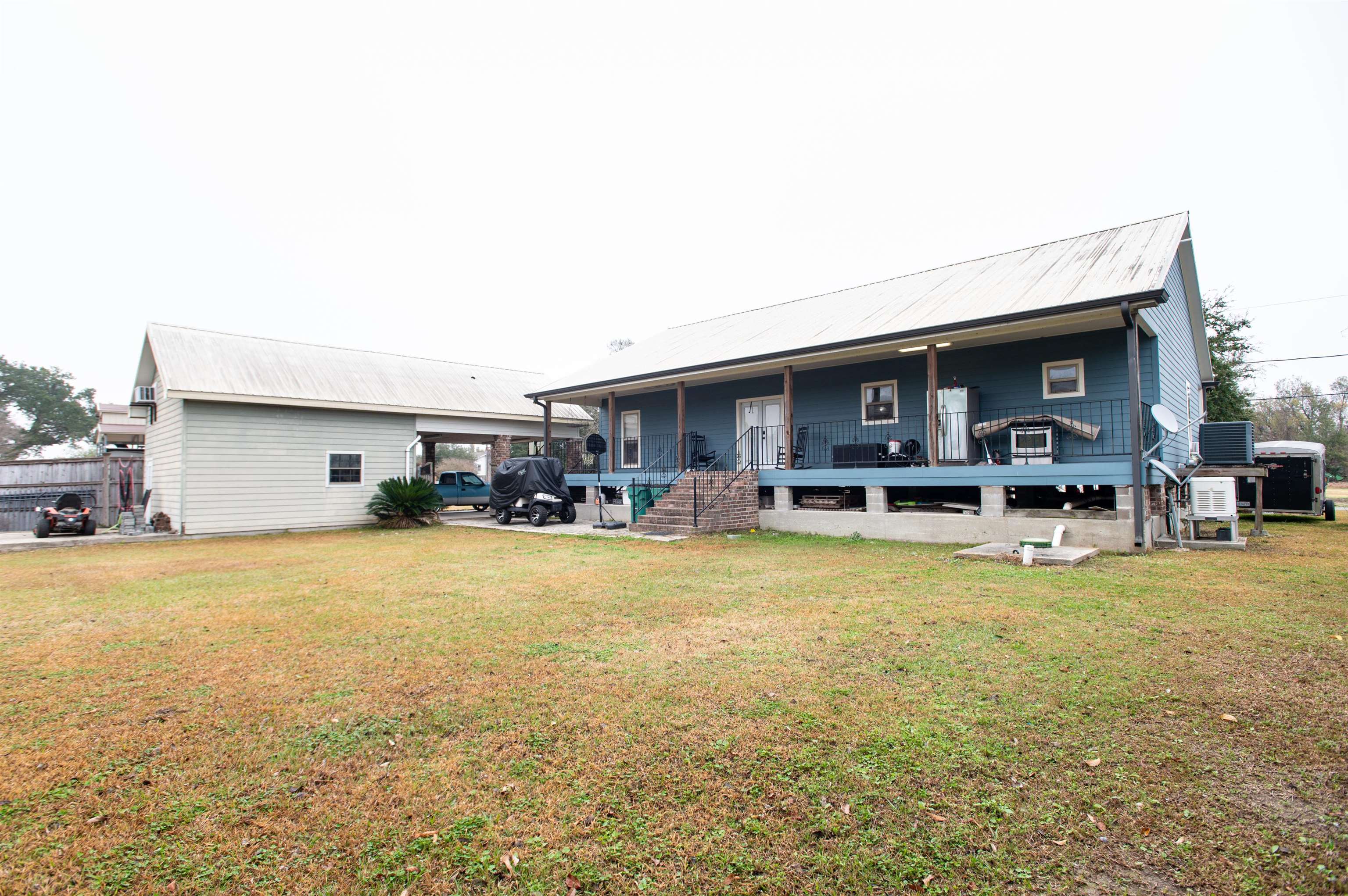 347 Le Village Dr, Larose, LA, 70373