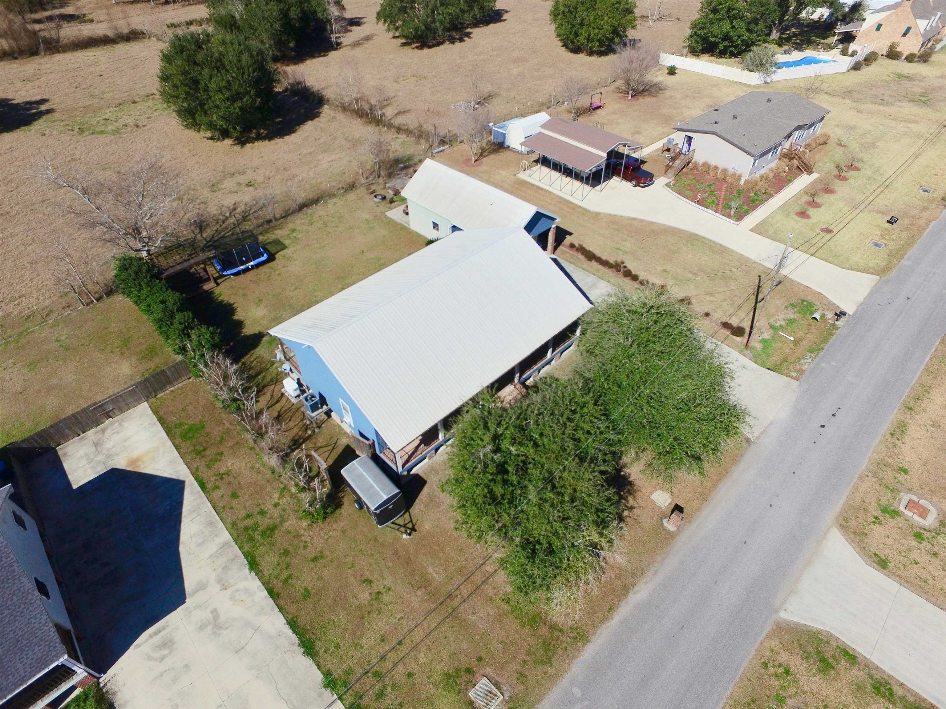 347 Le Village Dr, Larose, LA, 70373