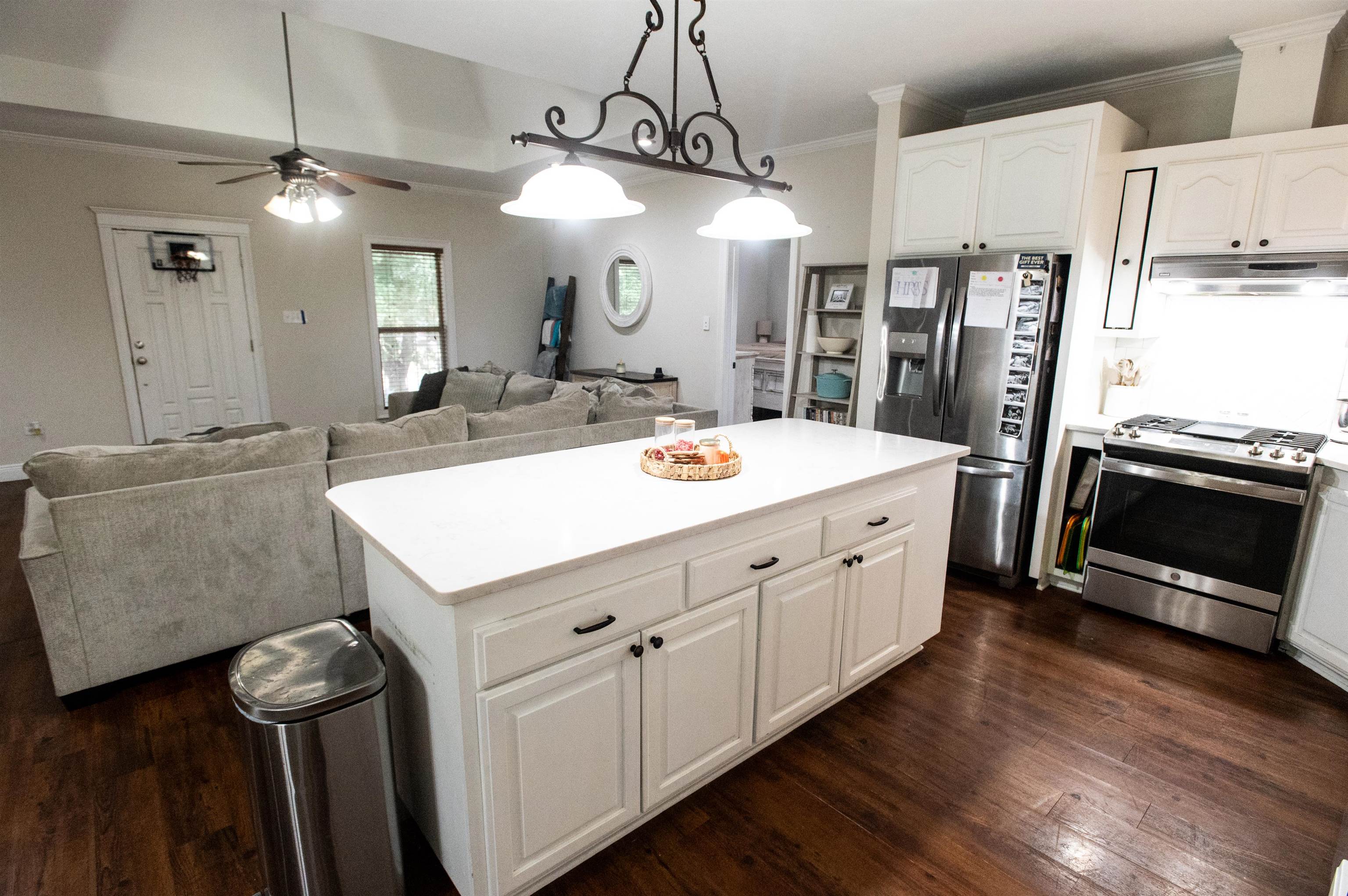 347 Le Village Dr, Larose, LA, 70373