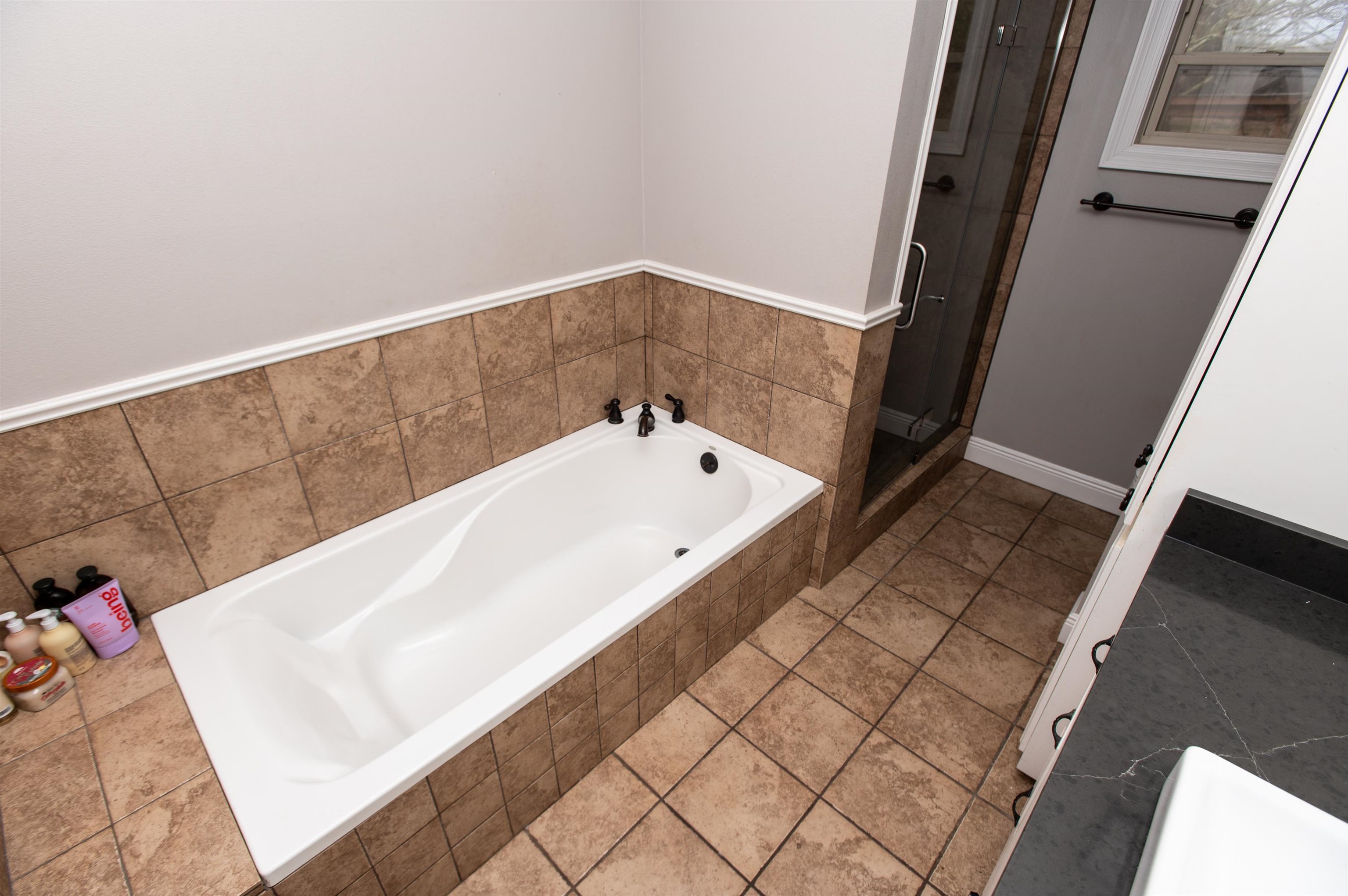 347 Le Village Dr, Larose, LA, 70373