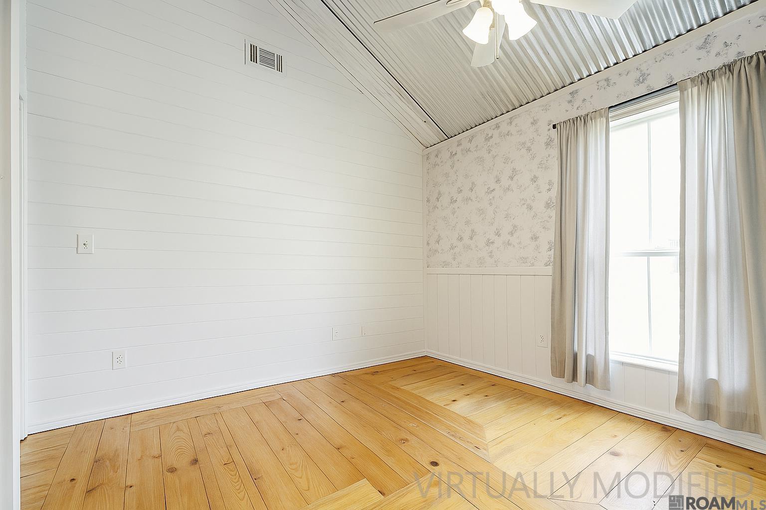 11177 Toria Ln, St Amant, LA, 70774