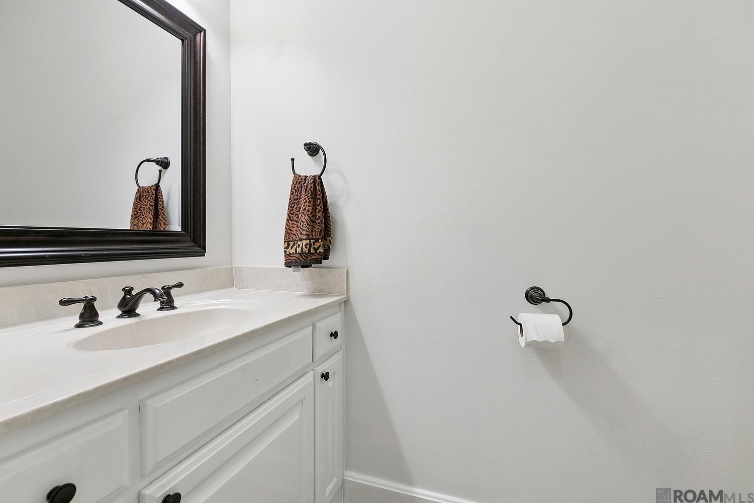 11177 Toria Ln, St Amant, LA, 70774