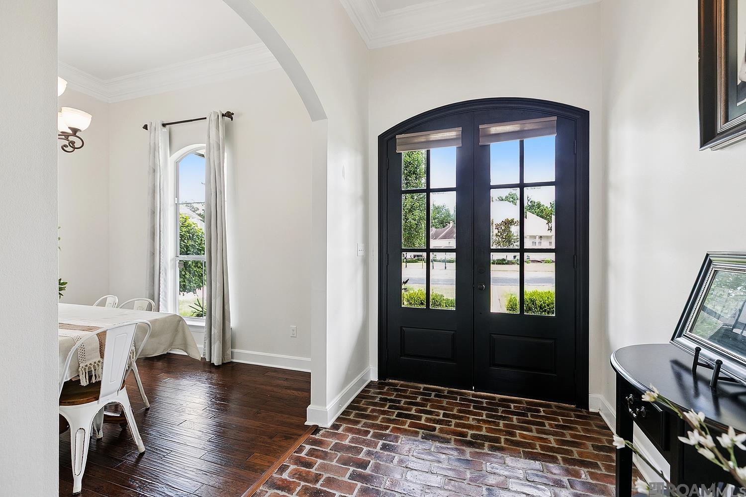 11177 Toria Ln, St Amant, LA, 70774