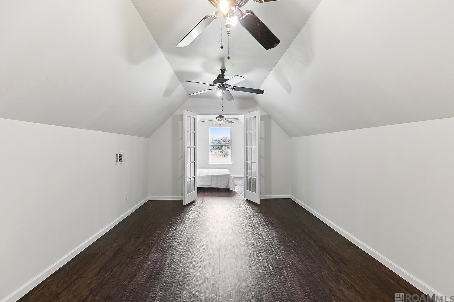 11177 Toria Ln, St Amant, LA, 70774